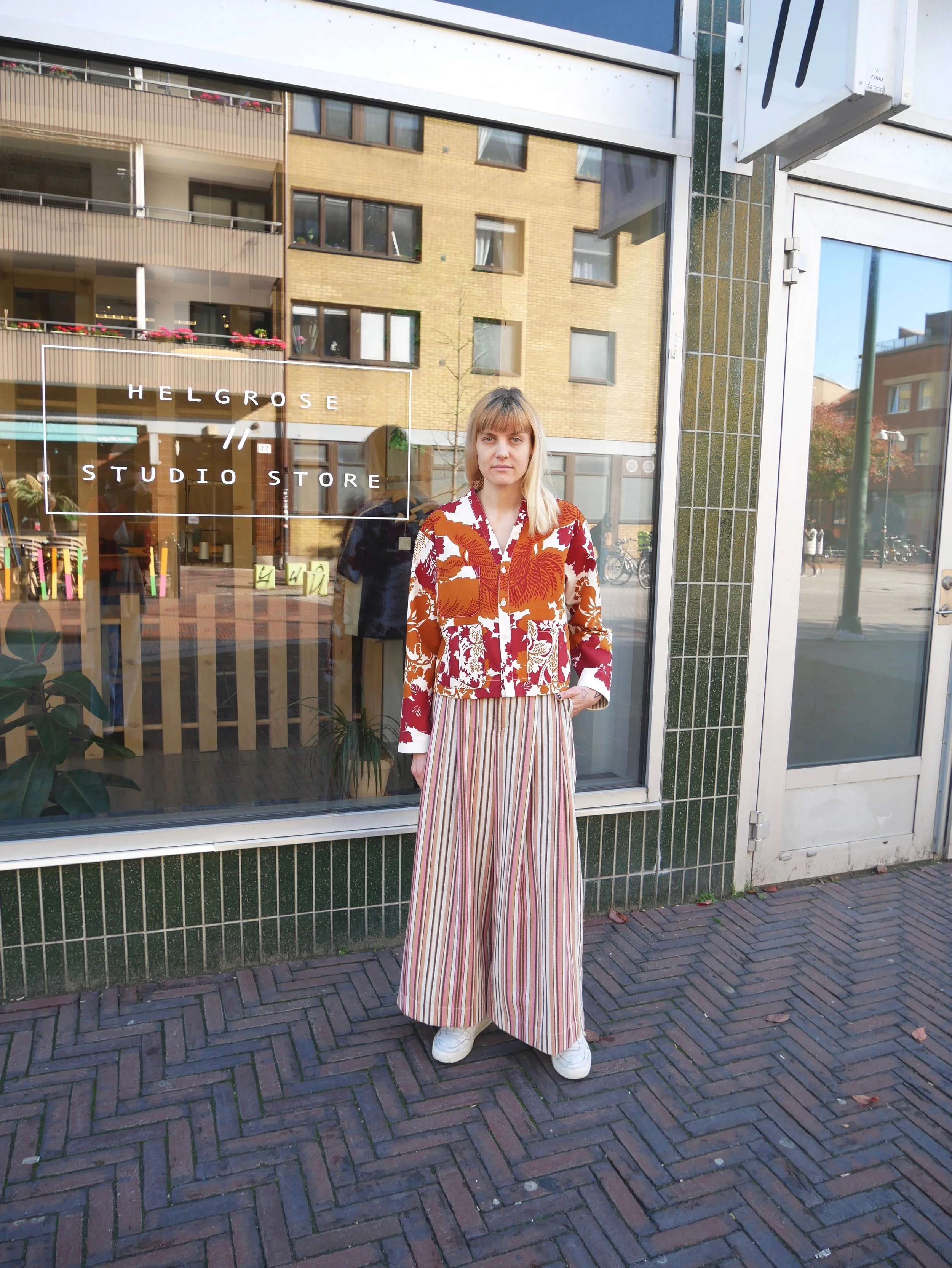 cropped summer jacket, vintage cotton, Pink candy stripe culottes.