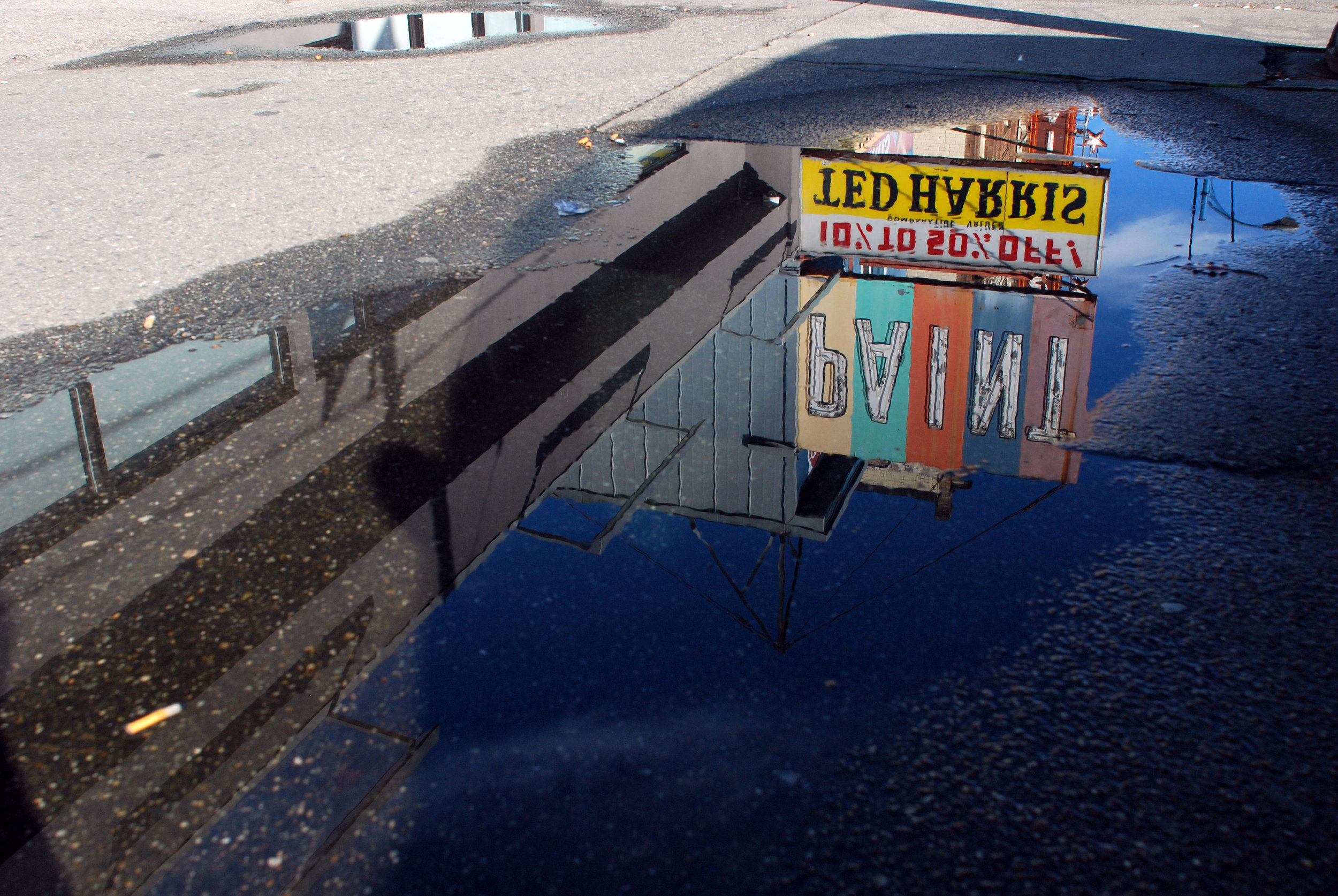 paintsignreflection2.jpg