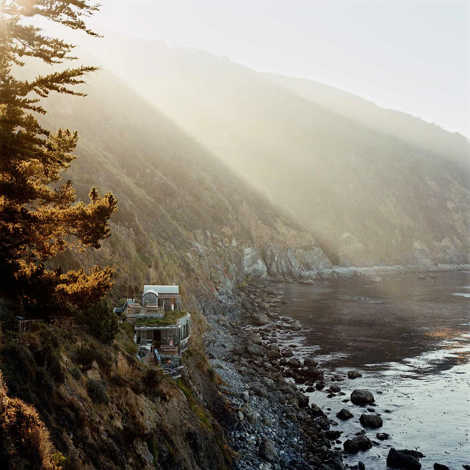 Esalen-Hot-Springs-Amanda-Marsalis.jpg