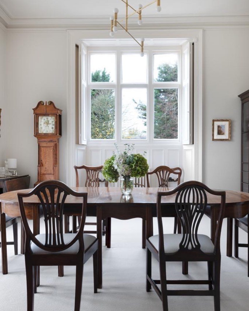 If you are looking to create a beautiful space but don&rsquo;t have the time or inclination to sit for hours scrolling Pinterest and researching suppliers then get in touch.
We are able to take care of every detail from design to installation, blendi