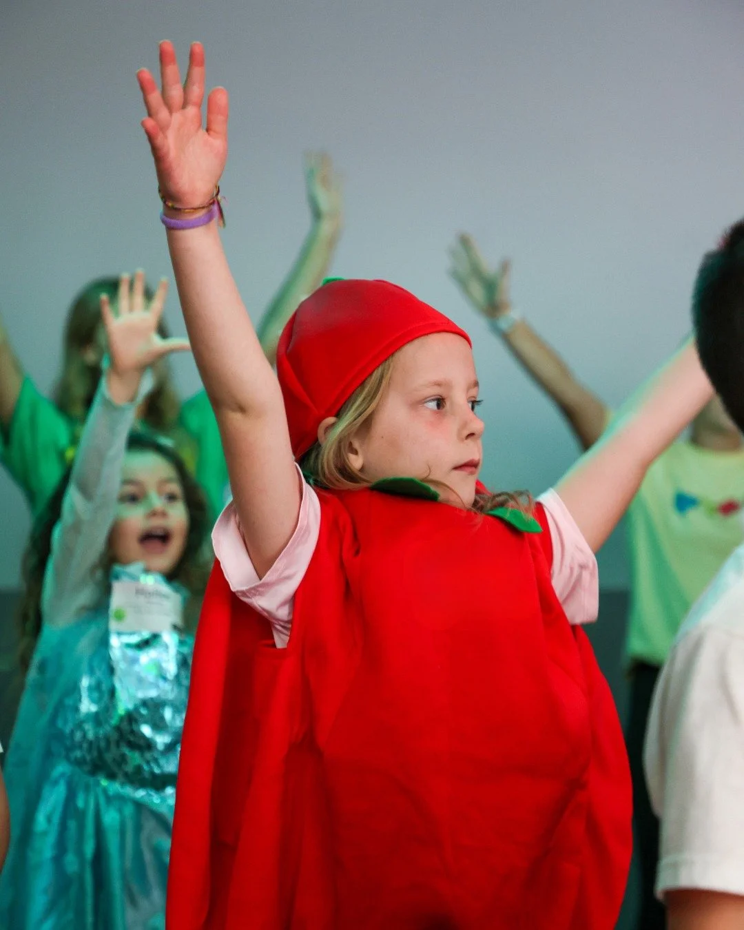 We loved seeing everybody dressed in their costumes yesterday! There's nothing like worshipping with a tomato. 🎉✨🍅