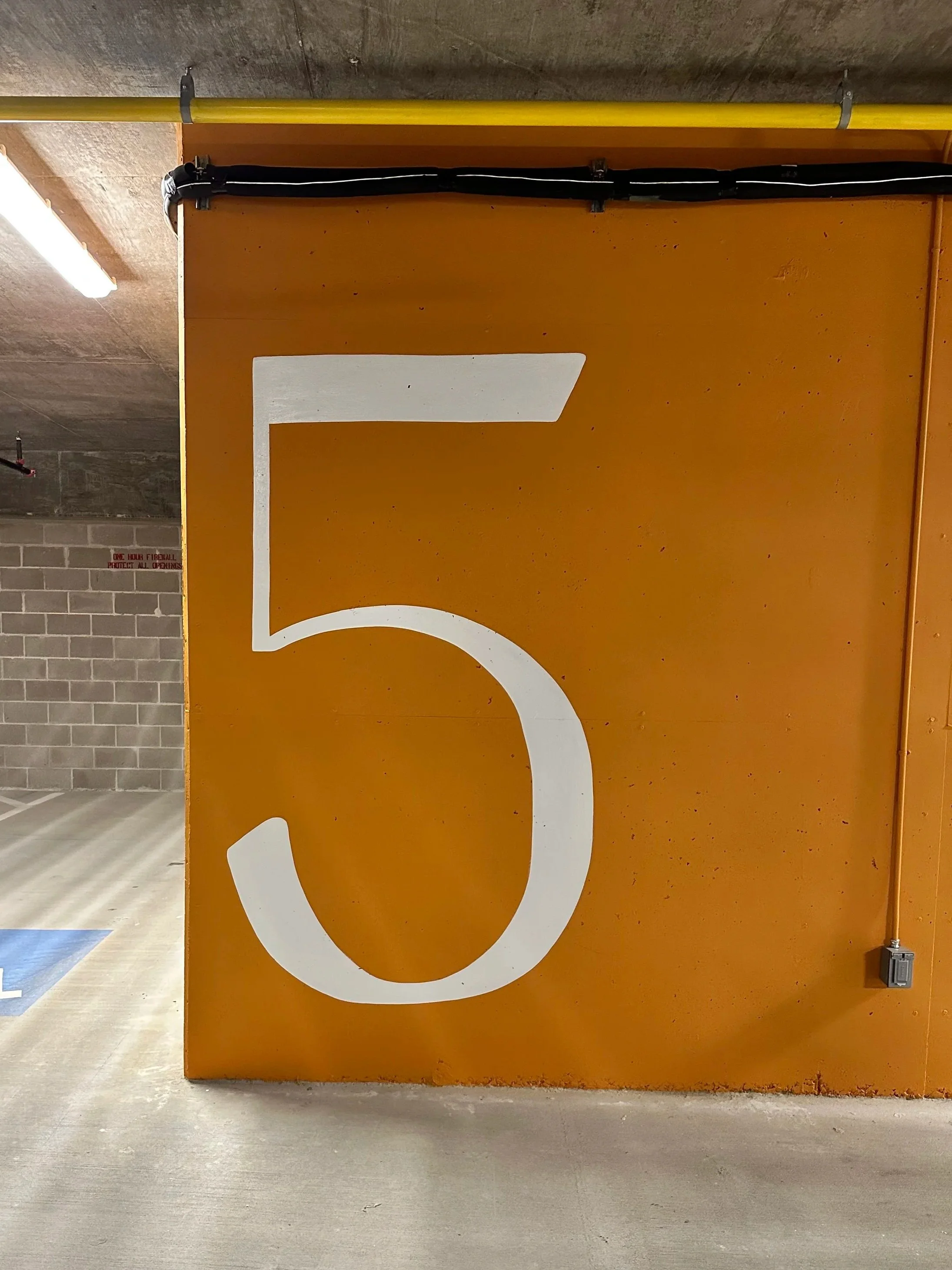 VARIOUS SIGNAGE SERVICES INCLUDED IN THE WORKS/ PROJECTS LINKED TO SOME OF THE COMMERCIAL IN THE MURALS SECTION