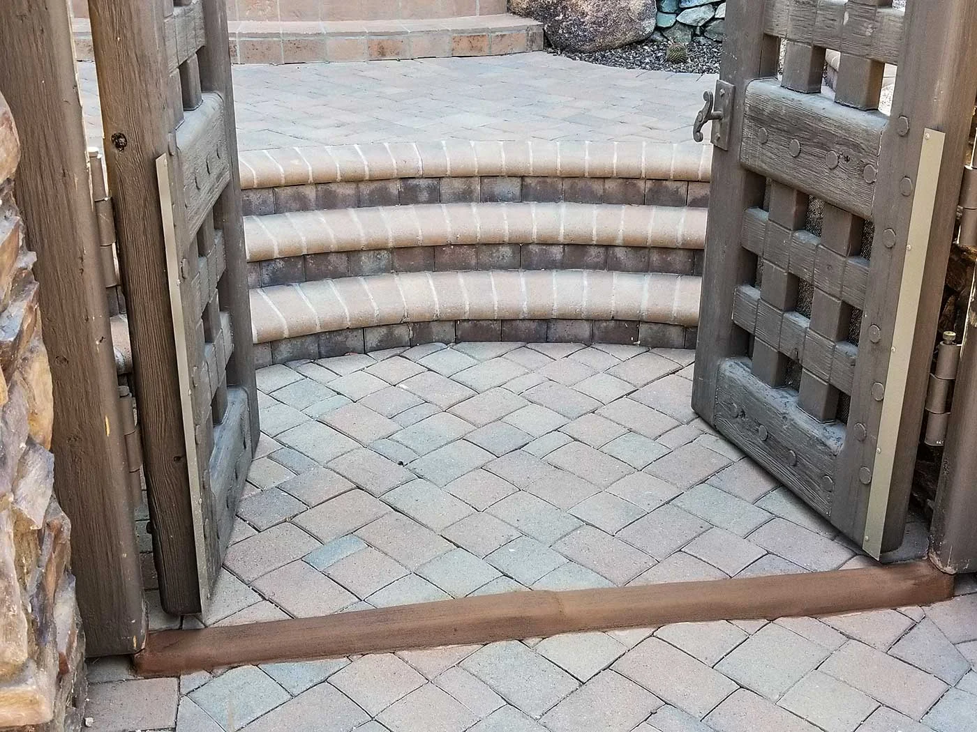snake-fence-decorative-3.jpg