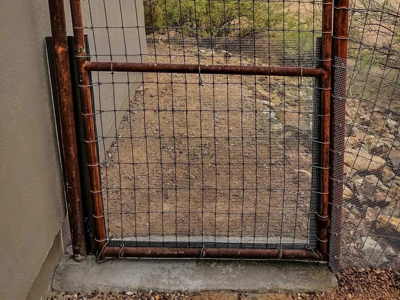 snake-fence-gate-17.jpg