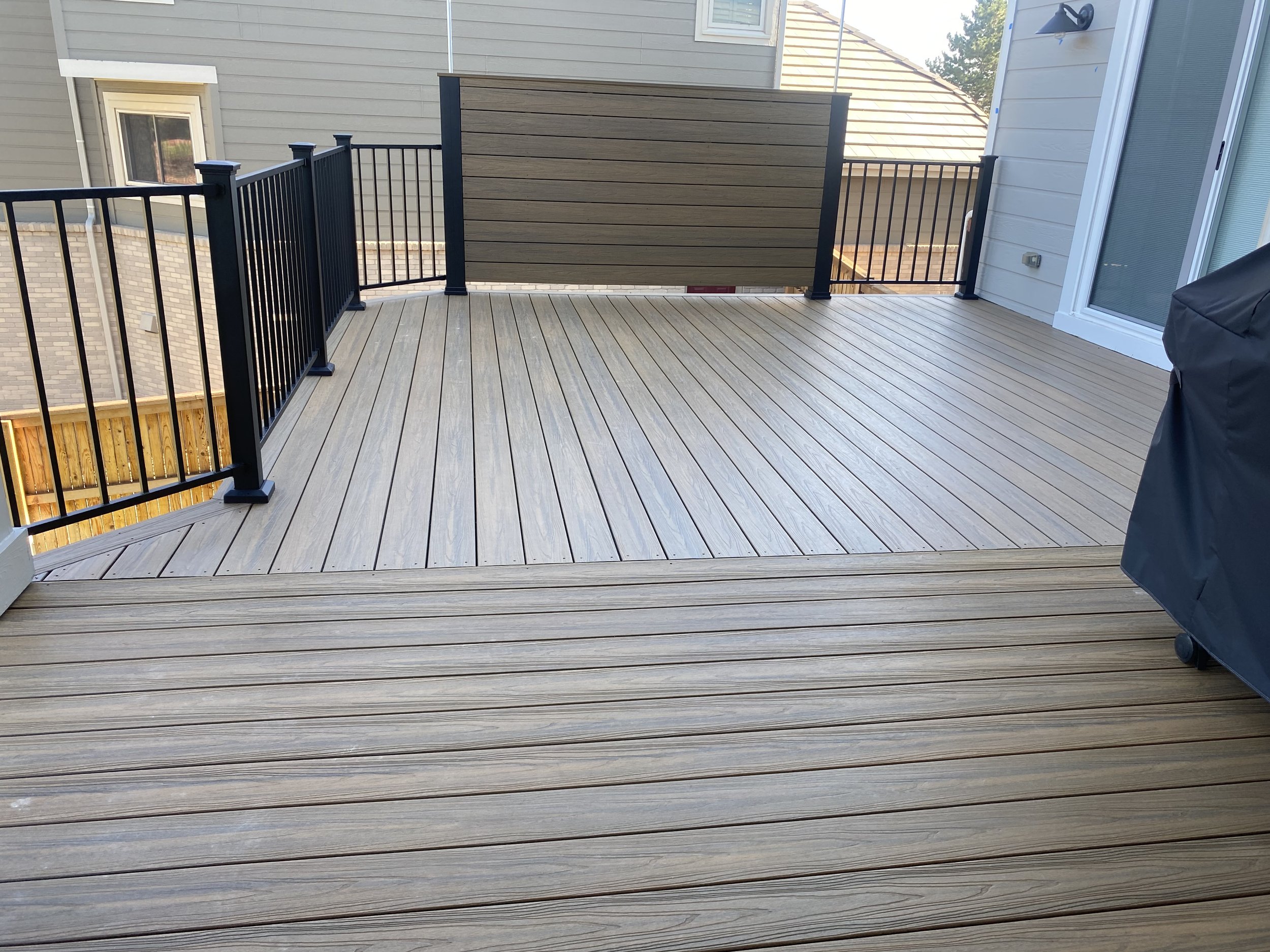 Elite Collection Decking Tropical Gold-2.jpg