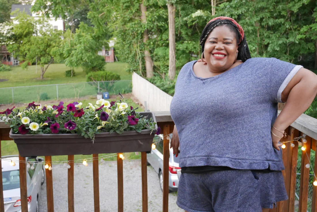 2 Ways To Change Up How You Wear Red, White, and Blue This 4th Of July (Colors &amp; Curves— Formerly Unapologetically Fashionable)