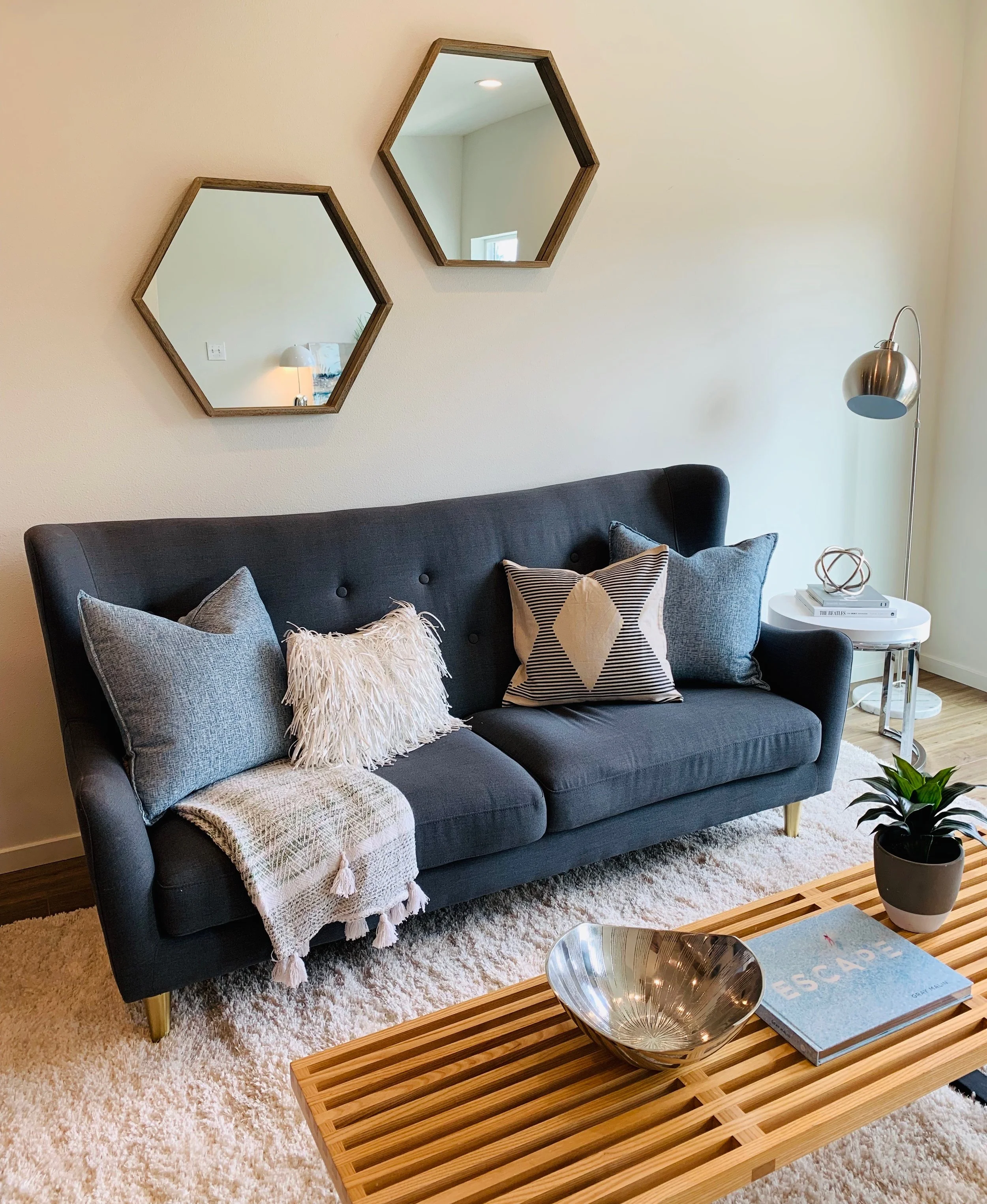 Large Looks, Small Spaces 