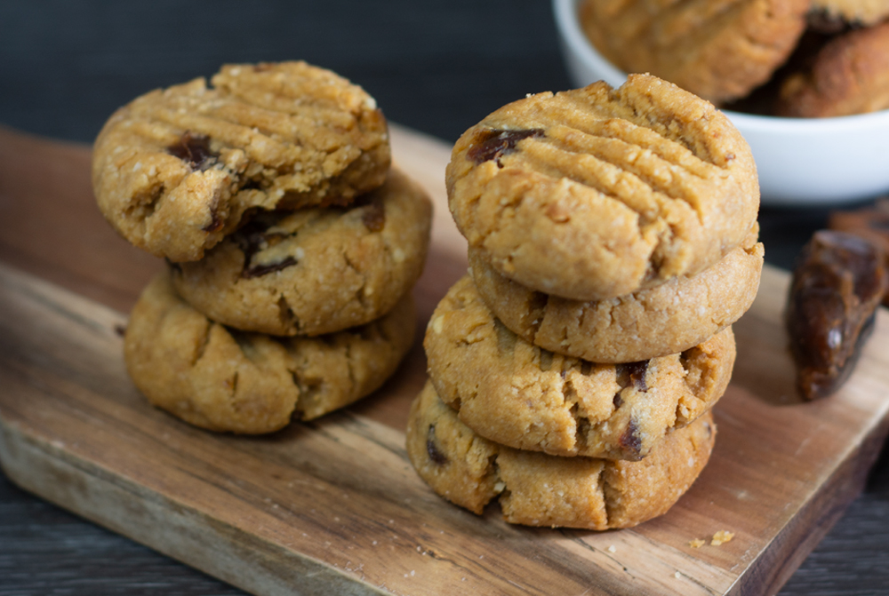 Bioflex-Blog---PeanutButterDakeCookies.jpg
