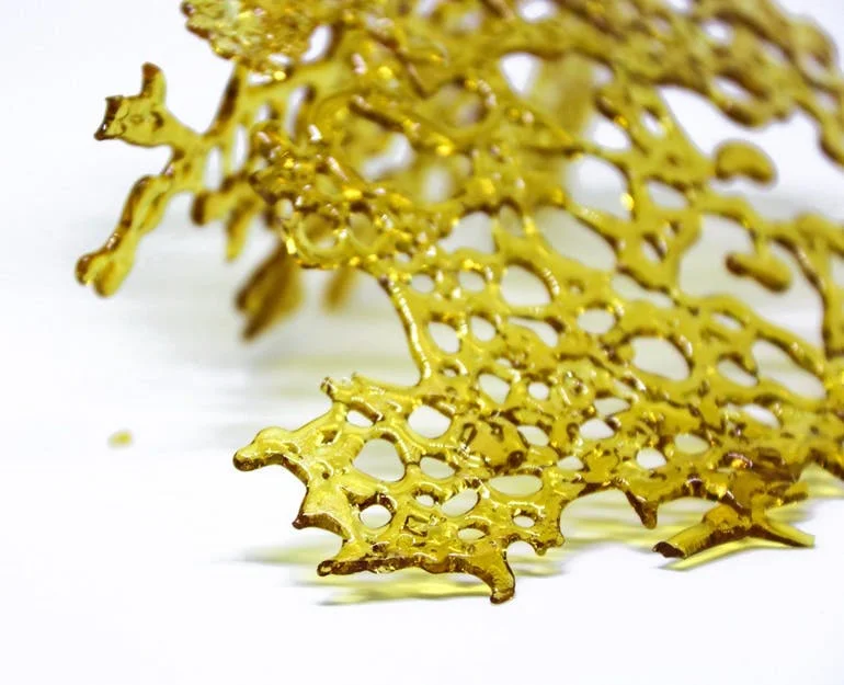 MK Ultra - 1G - $40 Leaf Concentrates MK Ultra Shatter is an Indica-dominant Hybrid with a pungent palate of earth flavors. The master extractors in the Sweet Leaf Concentrates labs use premium flowers to extract therapeutic cannabinoids and preserve the sweet terpenes that make up MK Ultra’s personality. Her sedative effects relaxes anxious nerves while the rest of the body falls into a state of tranquility.