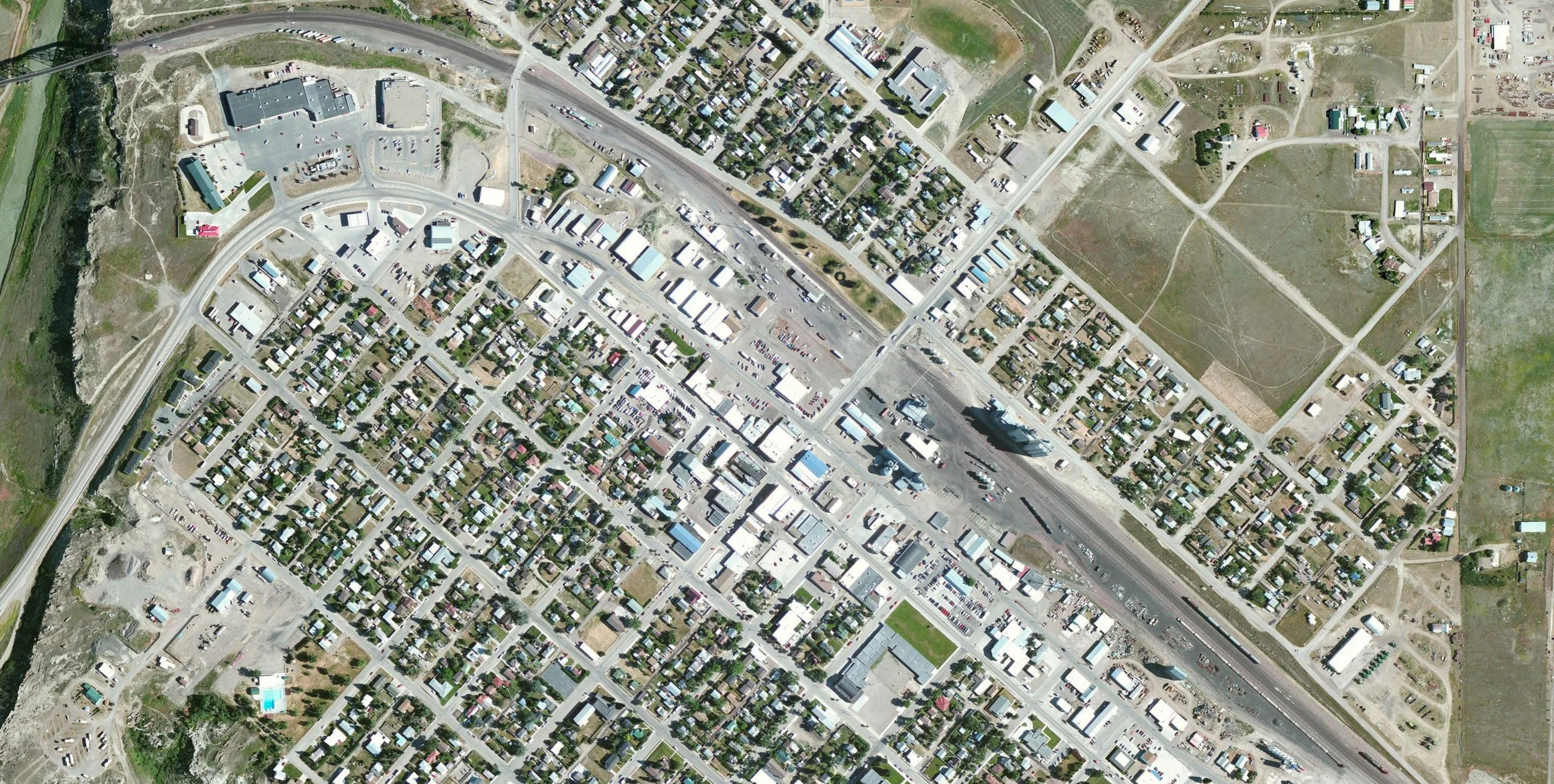  Cut Bank, MT  on BNSF Hi-Line: Amtrak stop 