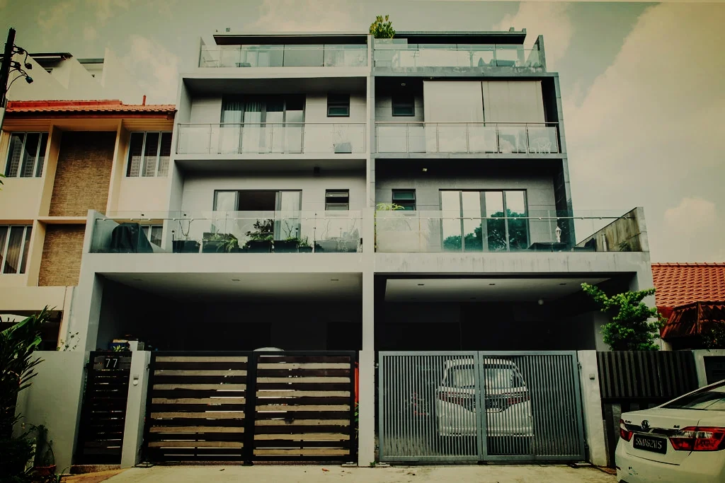 House_exterior_front.jpg