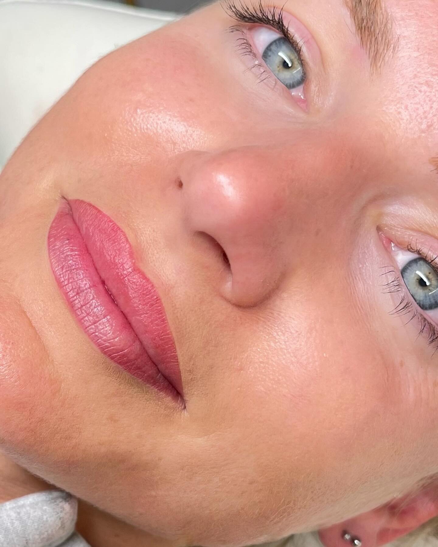 The results of lip blushing immediately after the service. This colour will fade around 70% and look like a natural wash of pink over the lips. It&rsquo;s added precision, symmetry &amp; and and even colour 💋 book with Holly $720 book with Brooklyn 