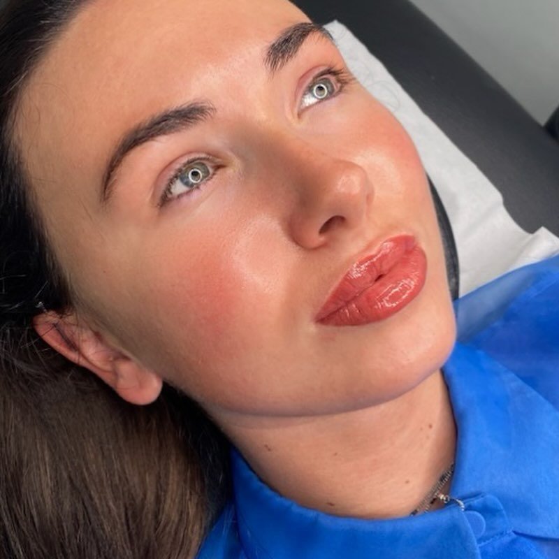 Stunning Lip Blush transformations by our stylist Faye. Say goodbye to smudged lipstick and bleeding lip liner and hello to effortless, long-lasting colour.

hollygarvey.com to book our current lip blush promo to save ✨

&bull;

#LipBlushTattoo #LipT