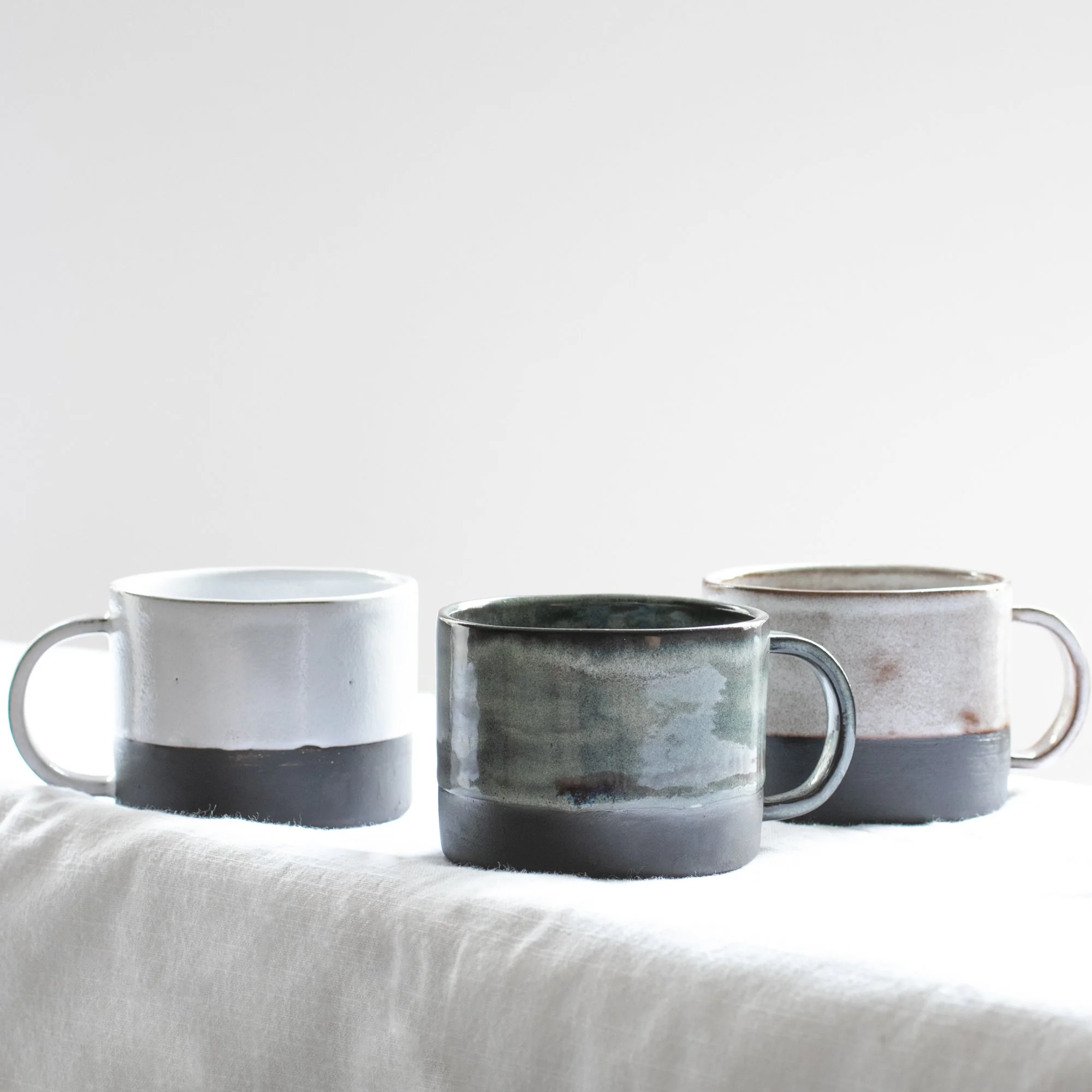 Mug storm silver white capp group sq 144.jpg