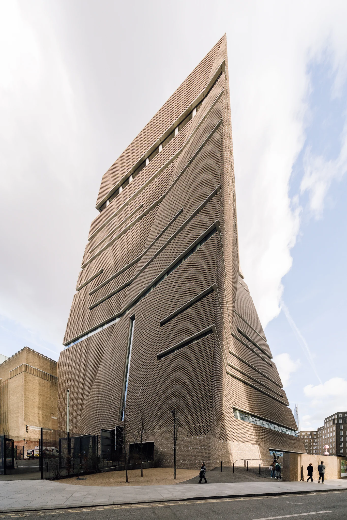 Tate Modern by Herzog & de Meuron