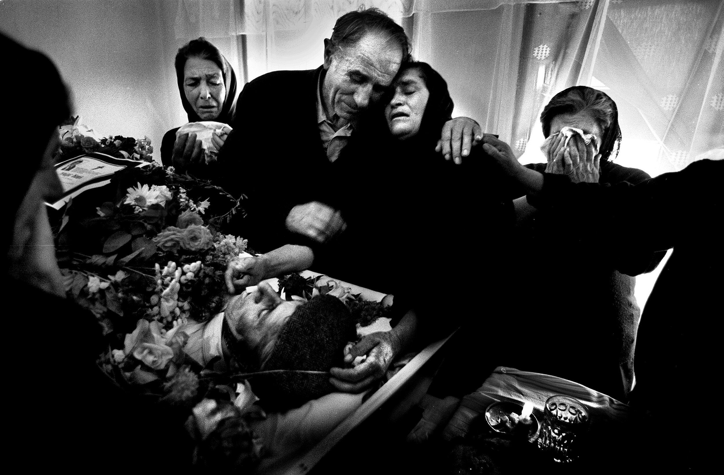 kosova 6 funeral  pil book.jpg