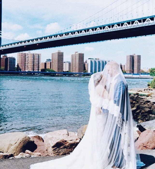 A beautiful spring day here in #NewYork! 

What&rsquo;re you doing to enjoy this day?
.
.
.

.
.
.
#nycweddings  #longislandwedding #happybride #style  #cozy #romance #weddingseason2021 #bride #bridalbeauty #bridalhair #wedding #weddingdaybeauty #eng