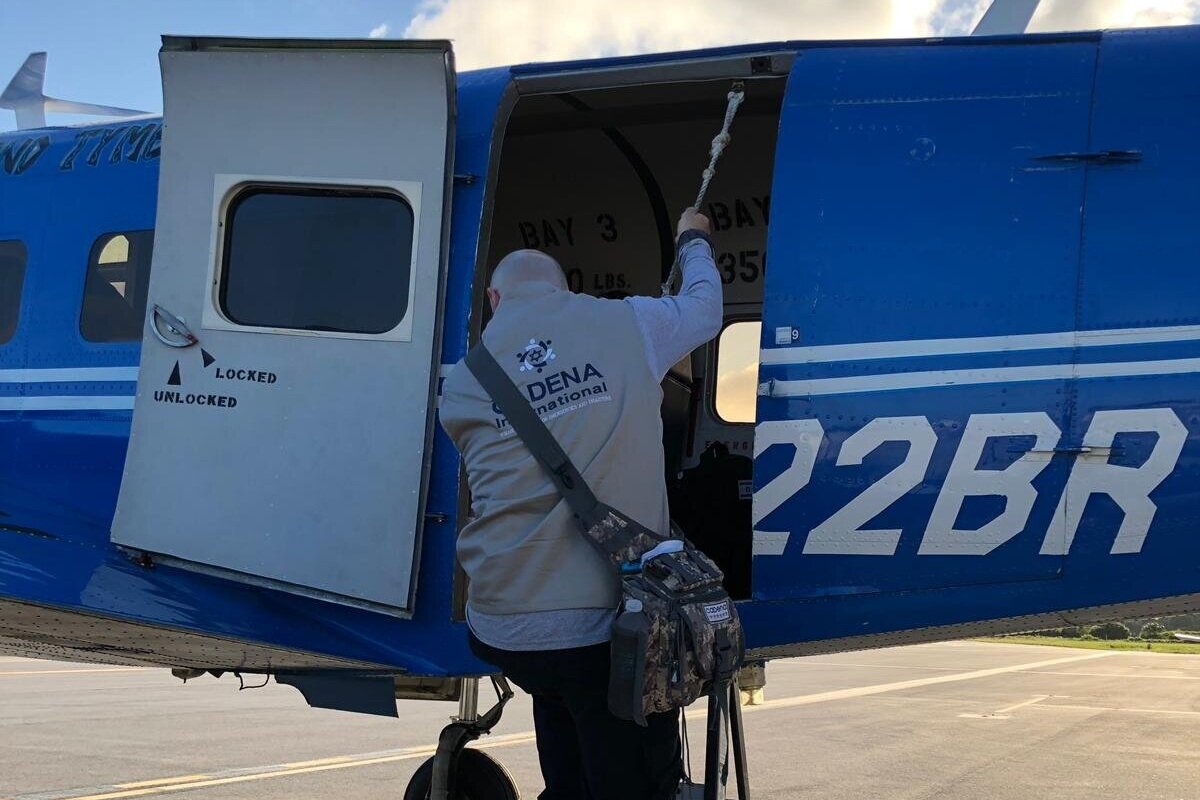 Cadena team member responding to a crisis.