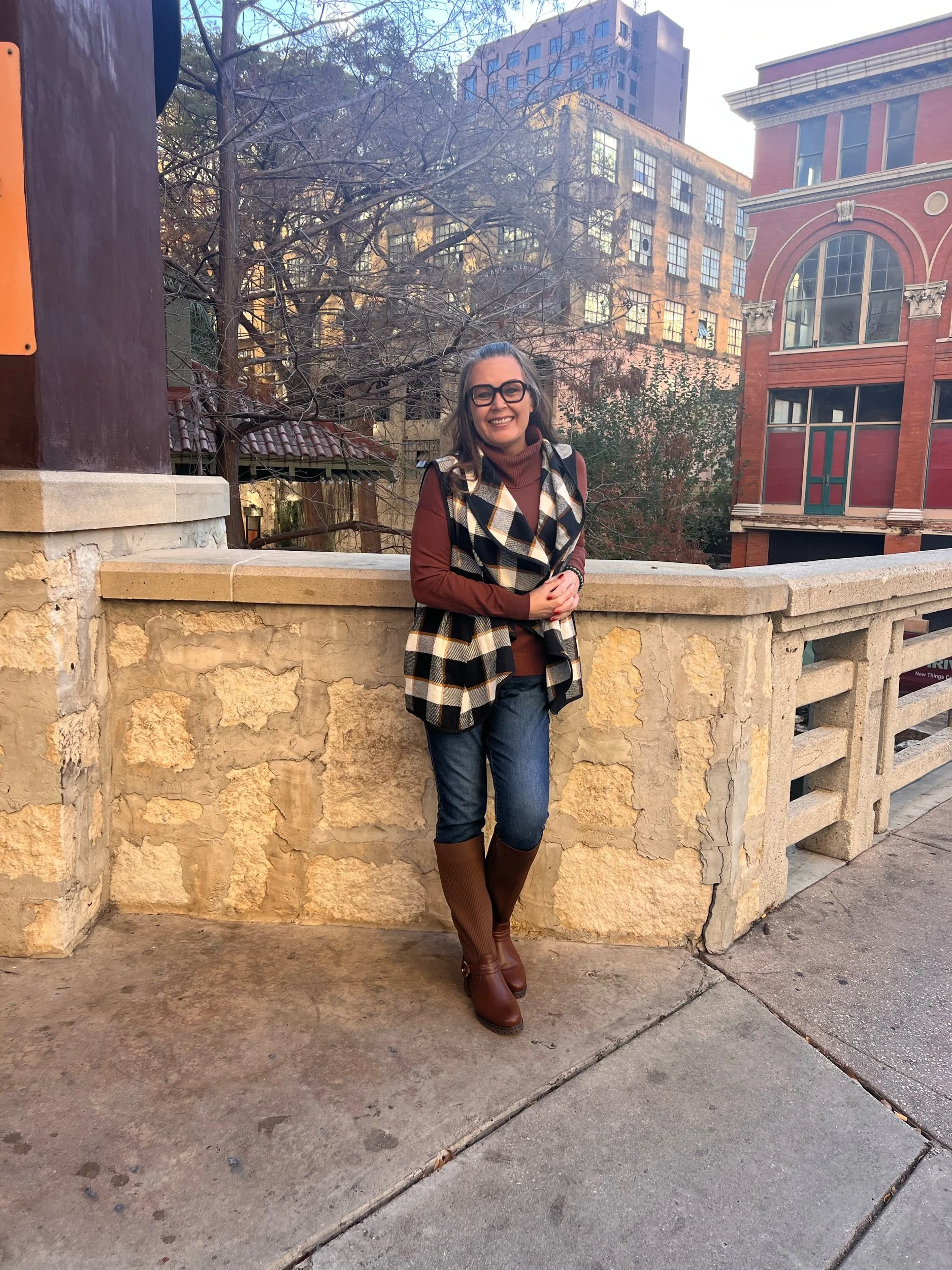 Christmas in the City of Lights - Featuring Guest Blogger Rachel Nava