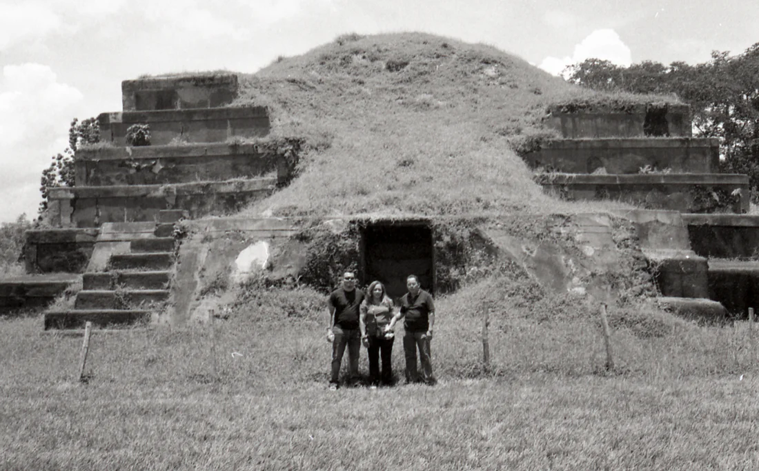 San Andrés family portrait, cuando fuimos a la joya de ceren (2018)