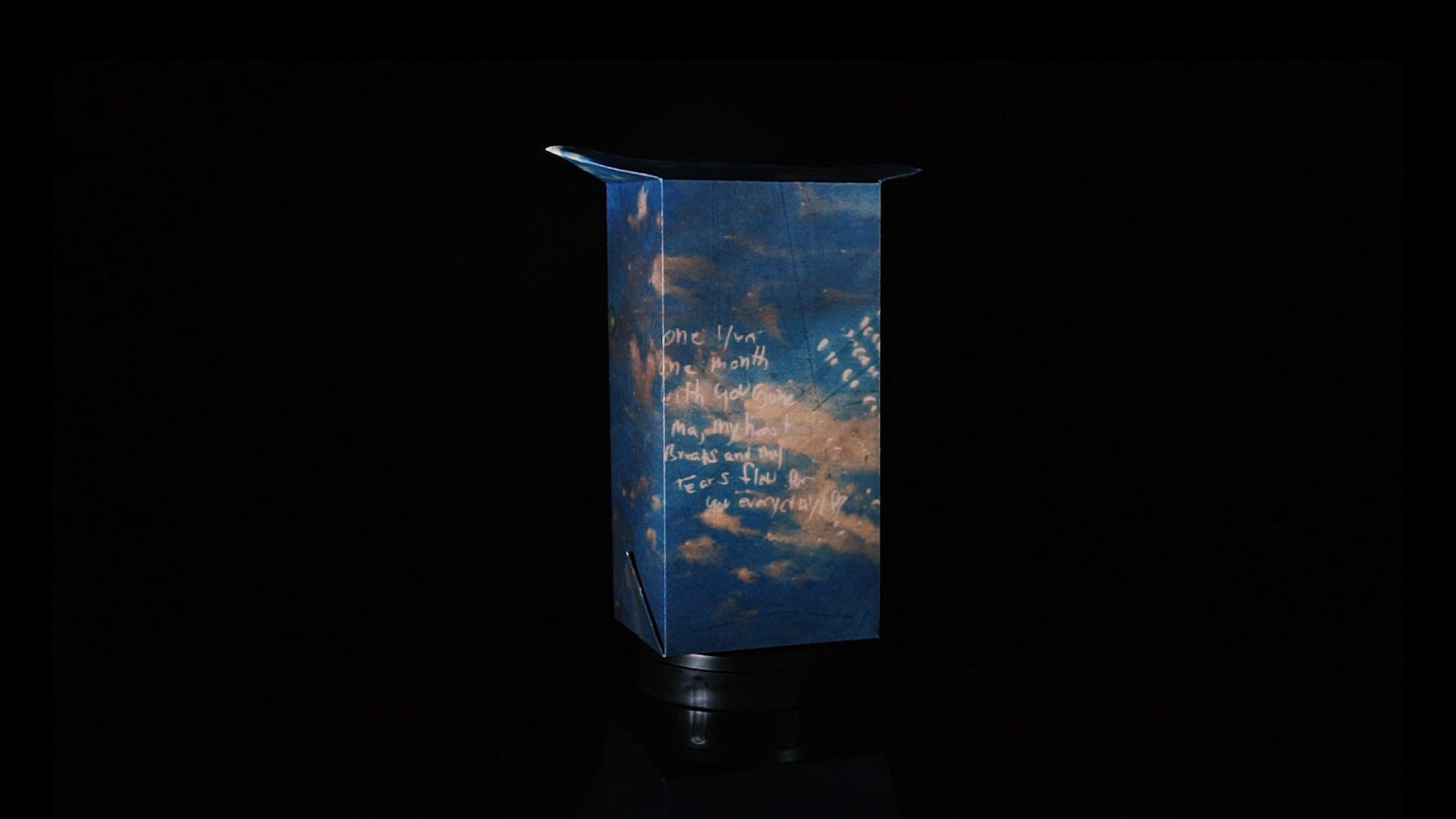 Box37-seq.mp4.00_00_03_11.Still001.png