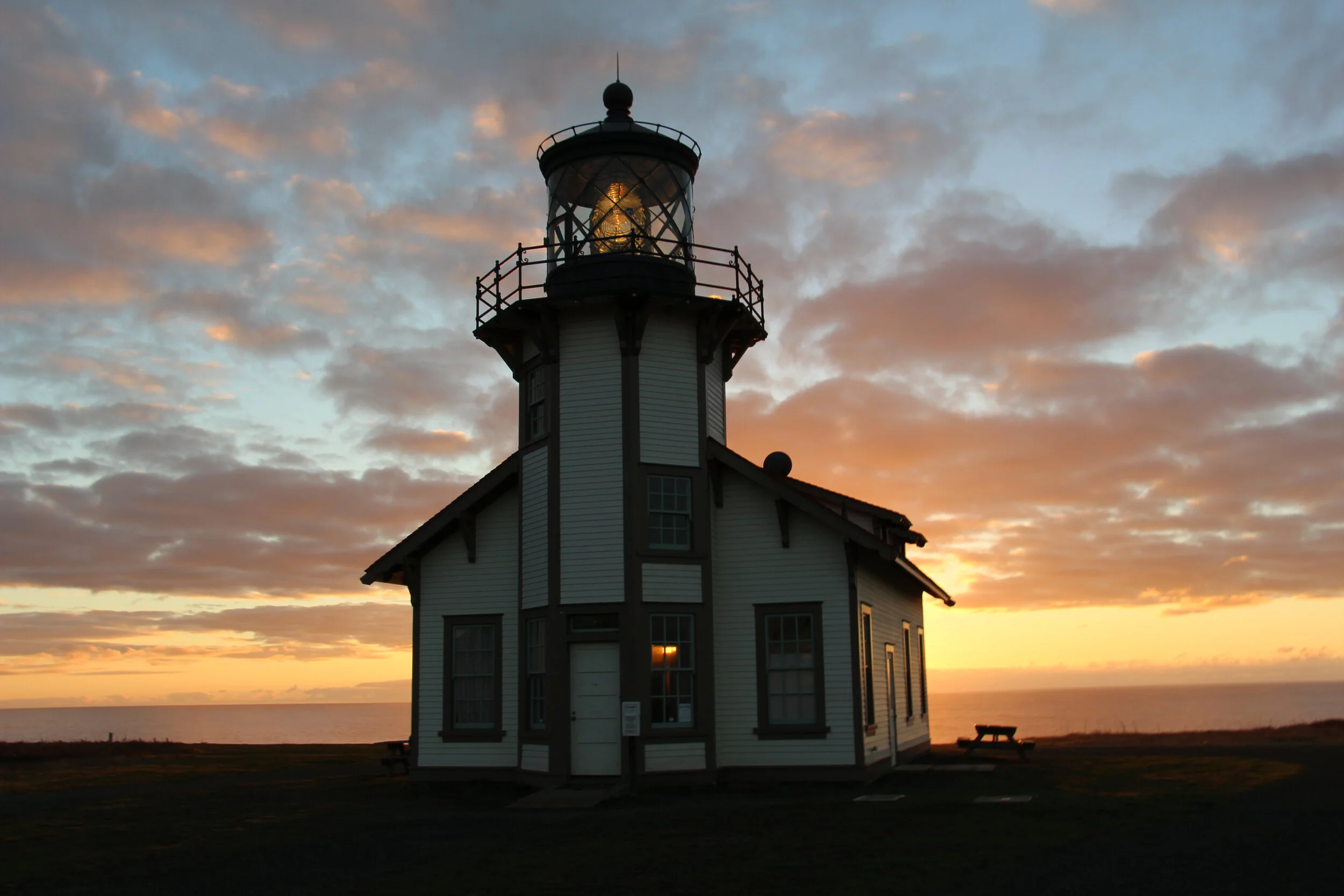 lighthousesunset.JPG