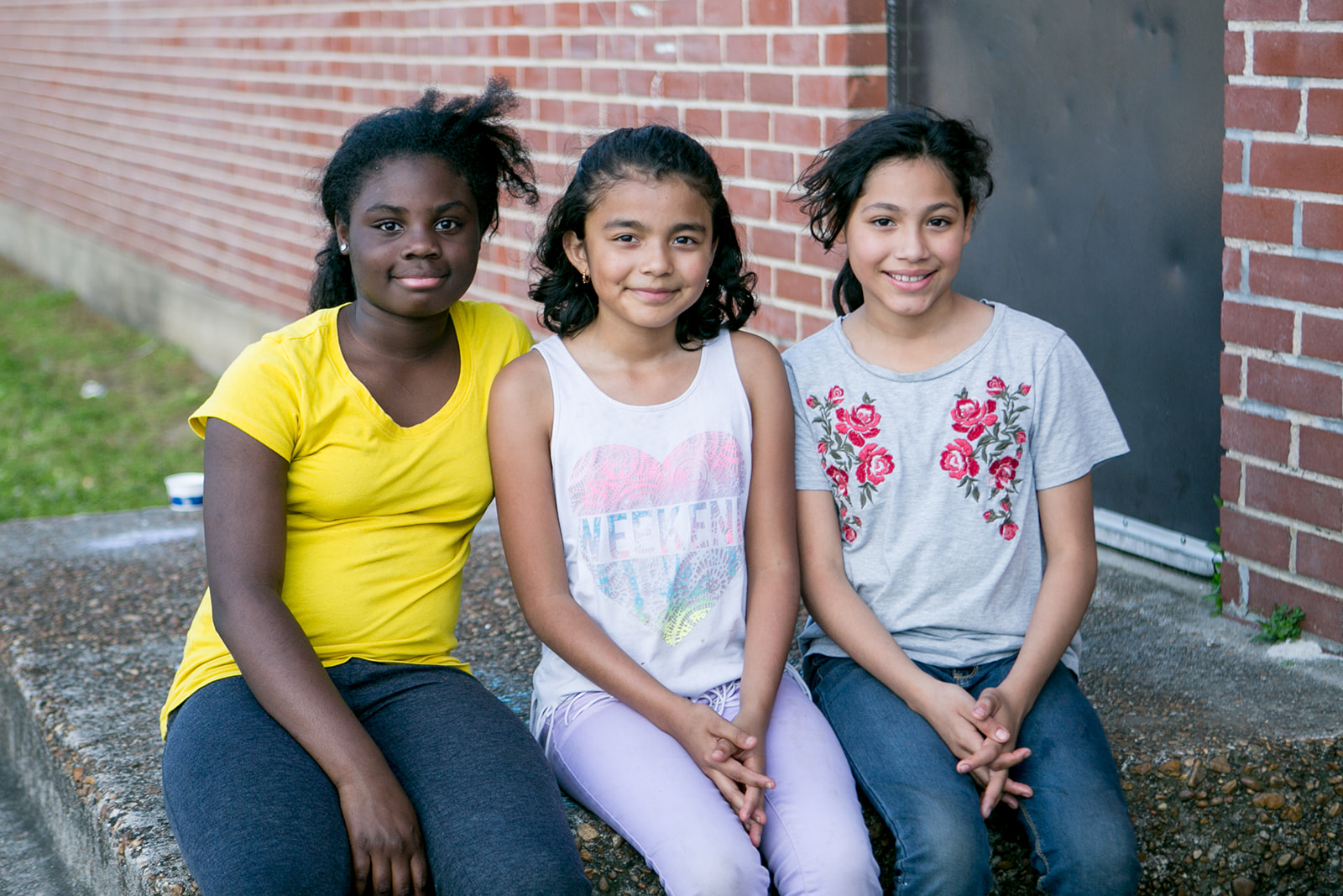 photo of three middle school girls