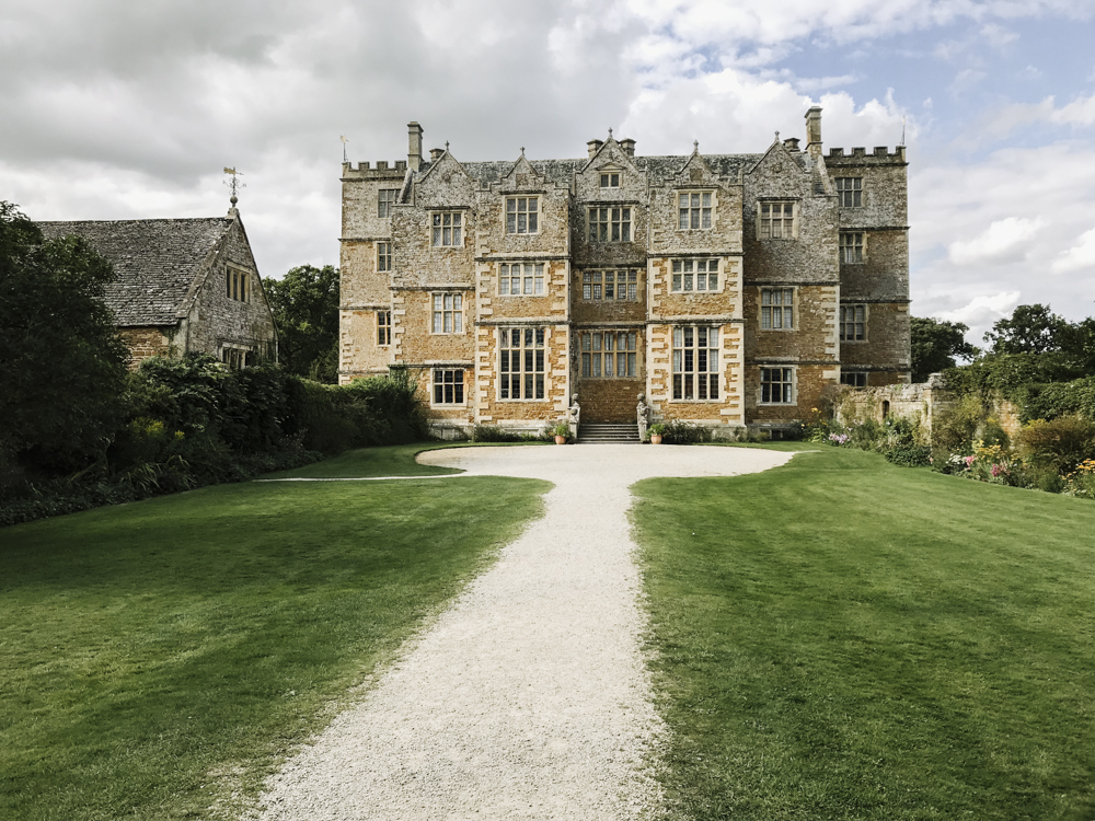 Chastleton-House_01.jpg