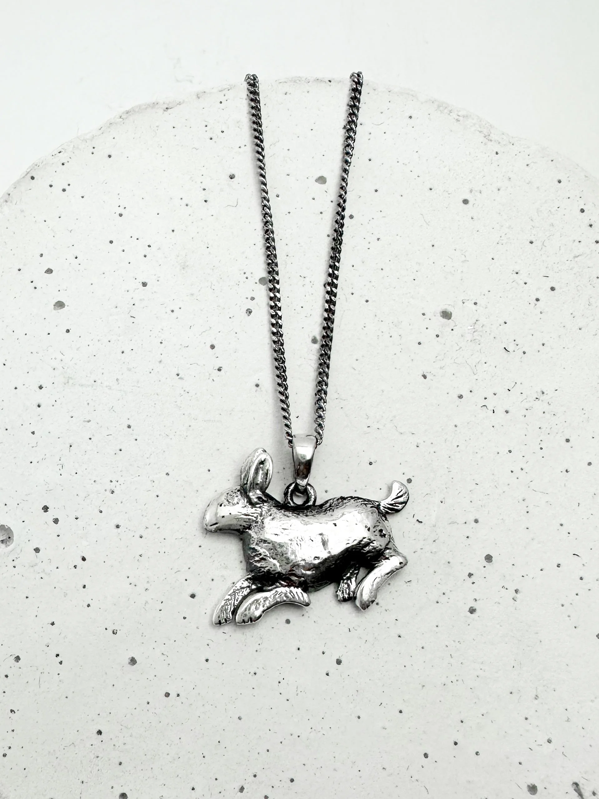 wise-hare-2.jpg