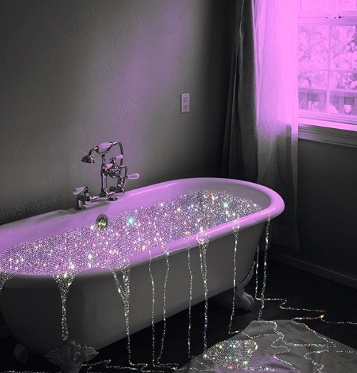 Sara Shakeel crystal bath tub.png