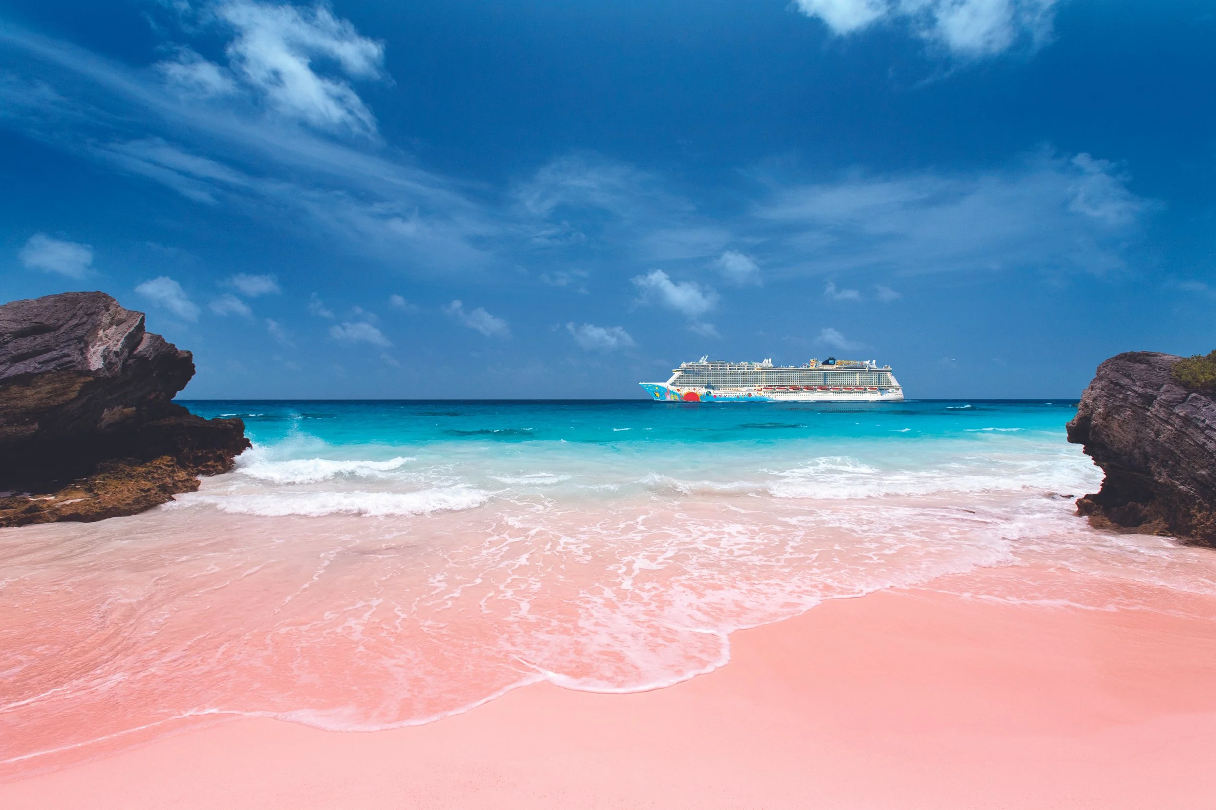 ncl_Breakaway_aerial_Bermuda3.jpg