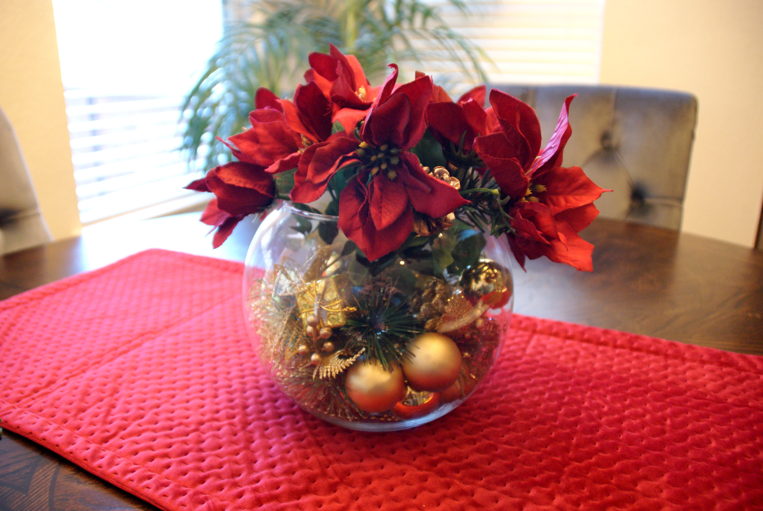 christmas centerpiece ideas for kitchen table