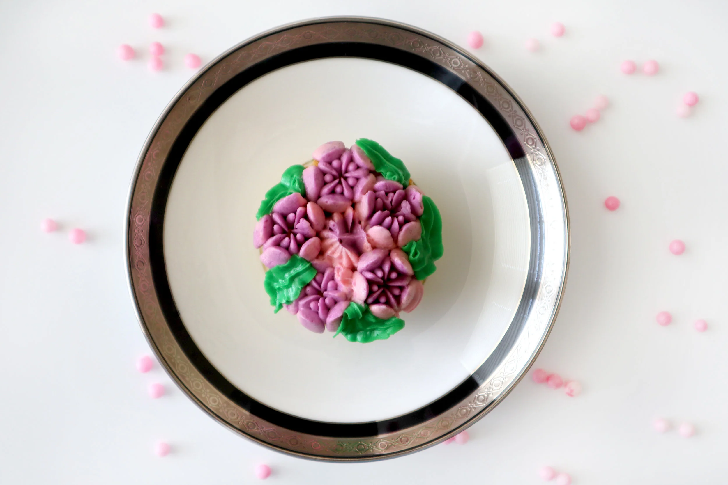 EASY Coconut Flour Cupcakes | Keto Diet Desserts