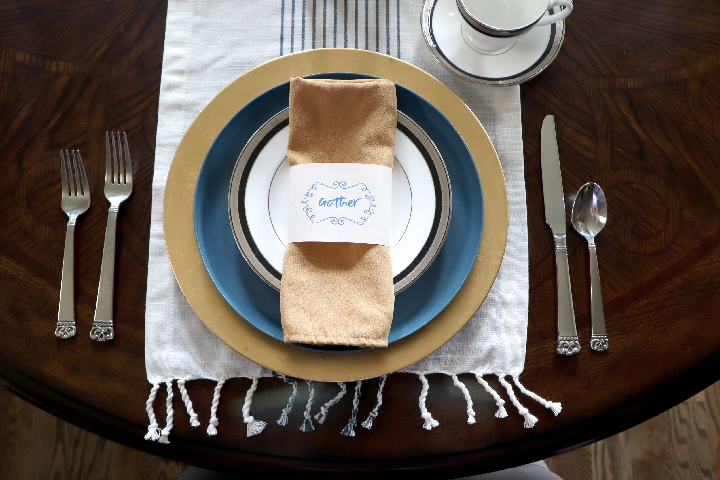 fall tablescape 2020
