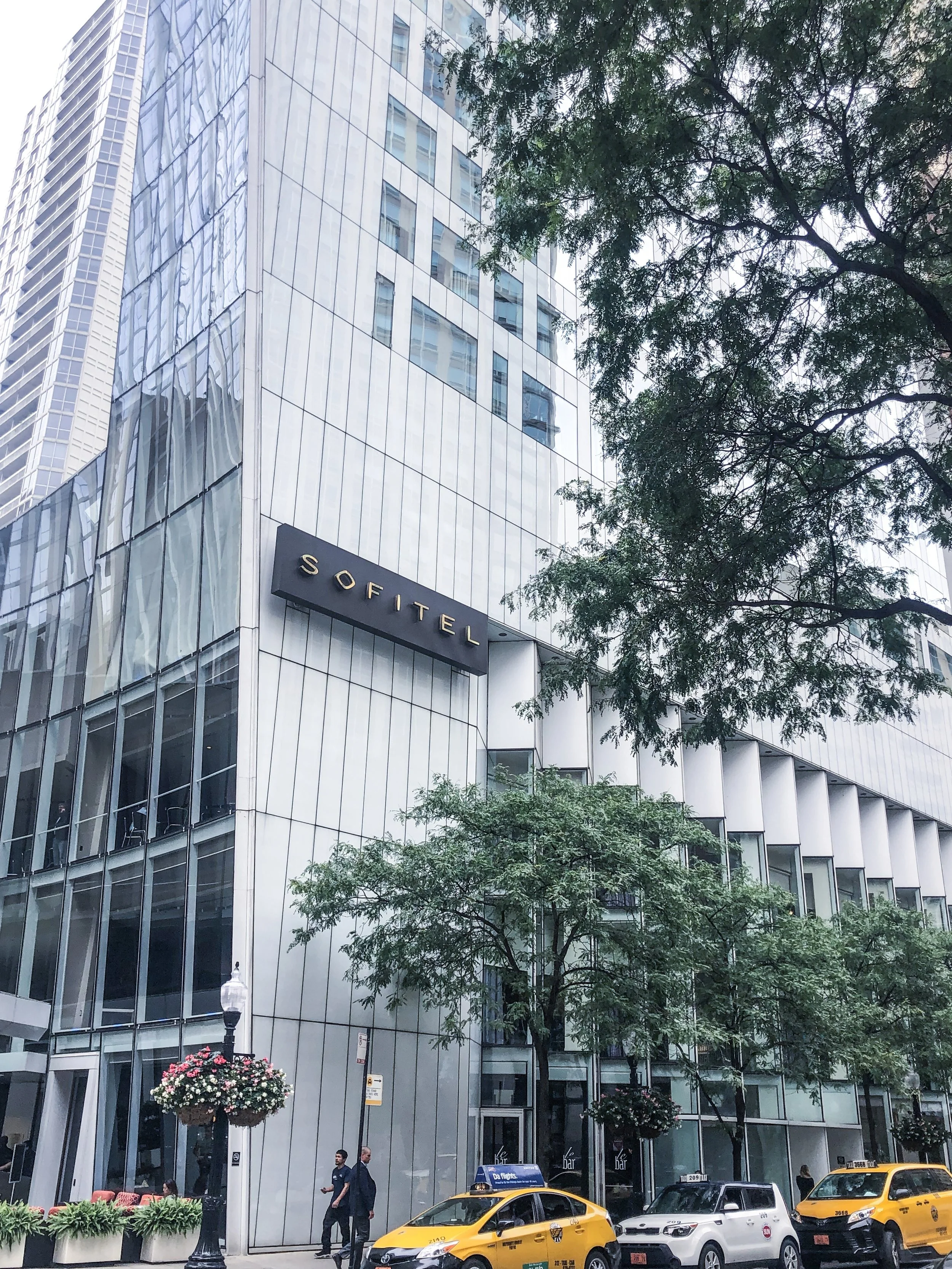 Why, How and Where to Staycation in Chicago