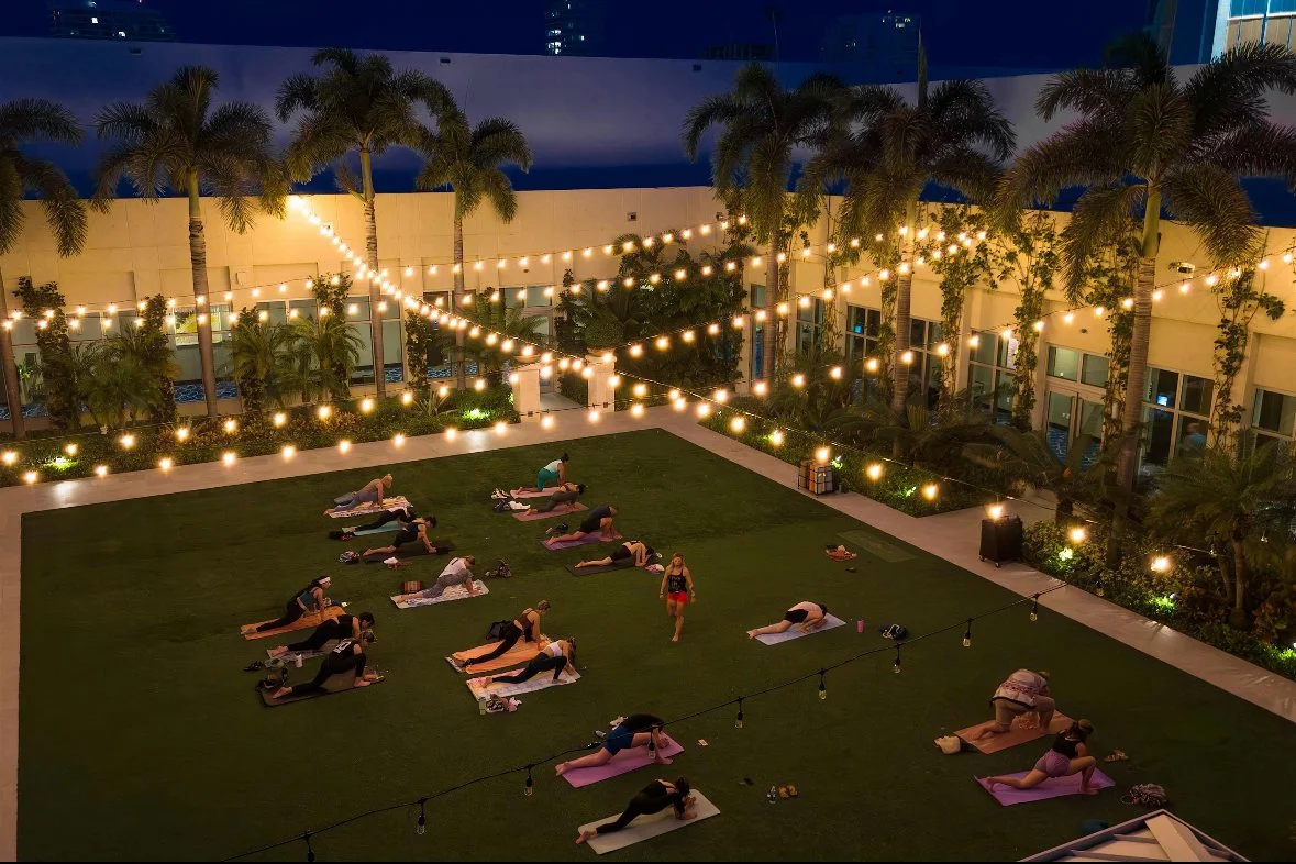 Full Moon Yoga 