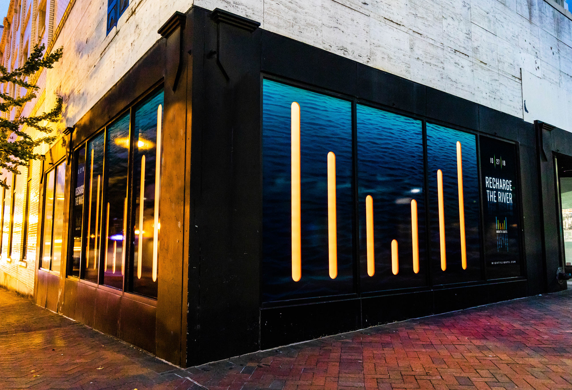 Mighty-Lights_Glass-Vinyl-Graphic_LED-Light-Display_Memphis-TN_2 ..