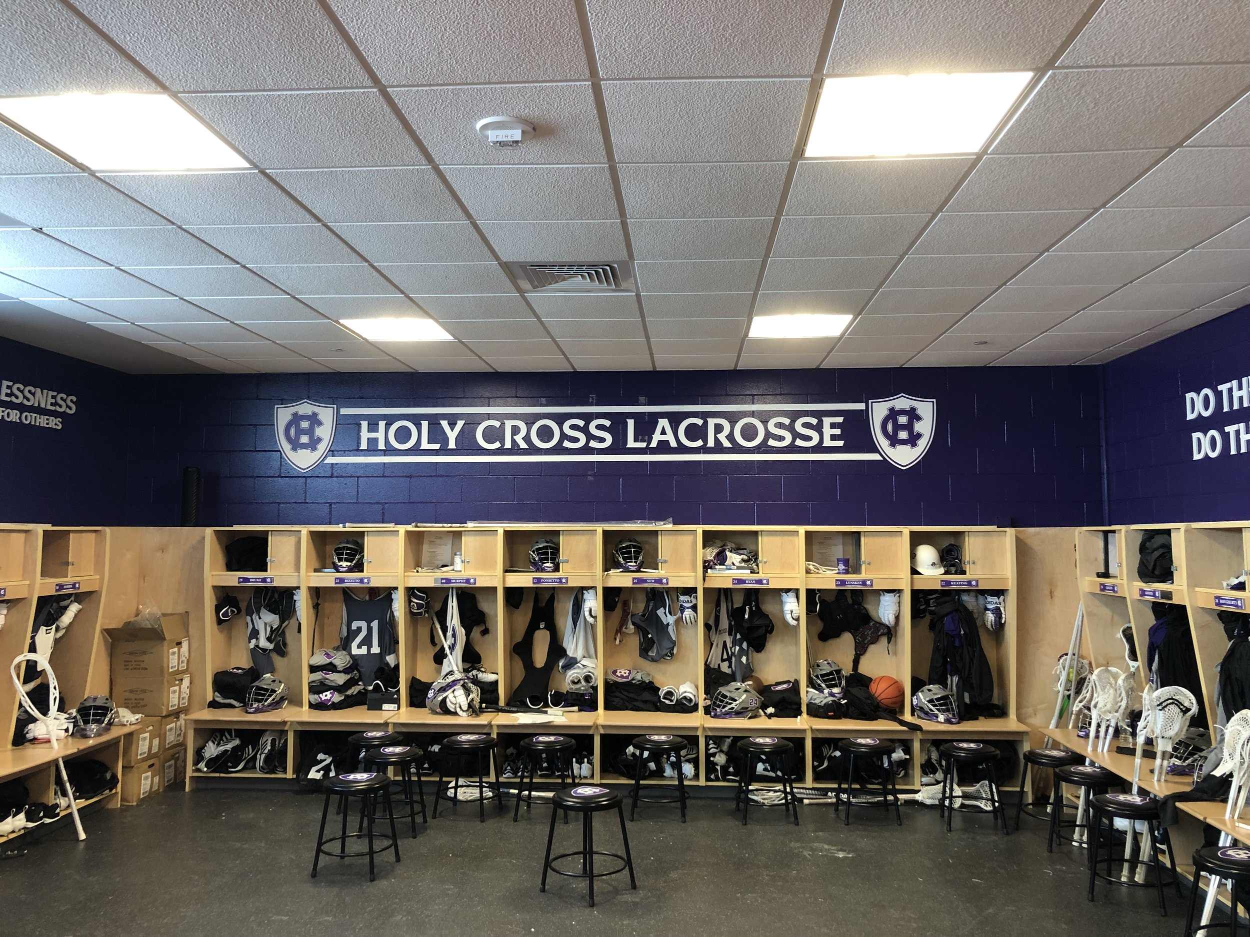 College-of-the-Holy-Cross_Mens-Lacrosse-Locker-Room_LSIGraphics_Providence-RI-1 ..