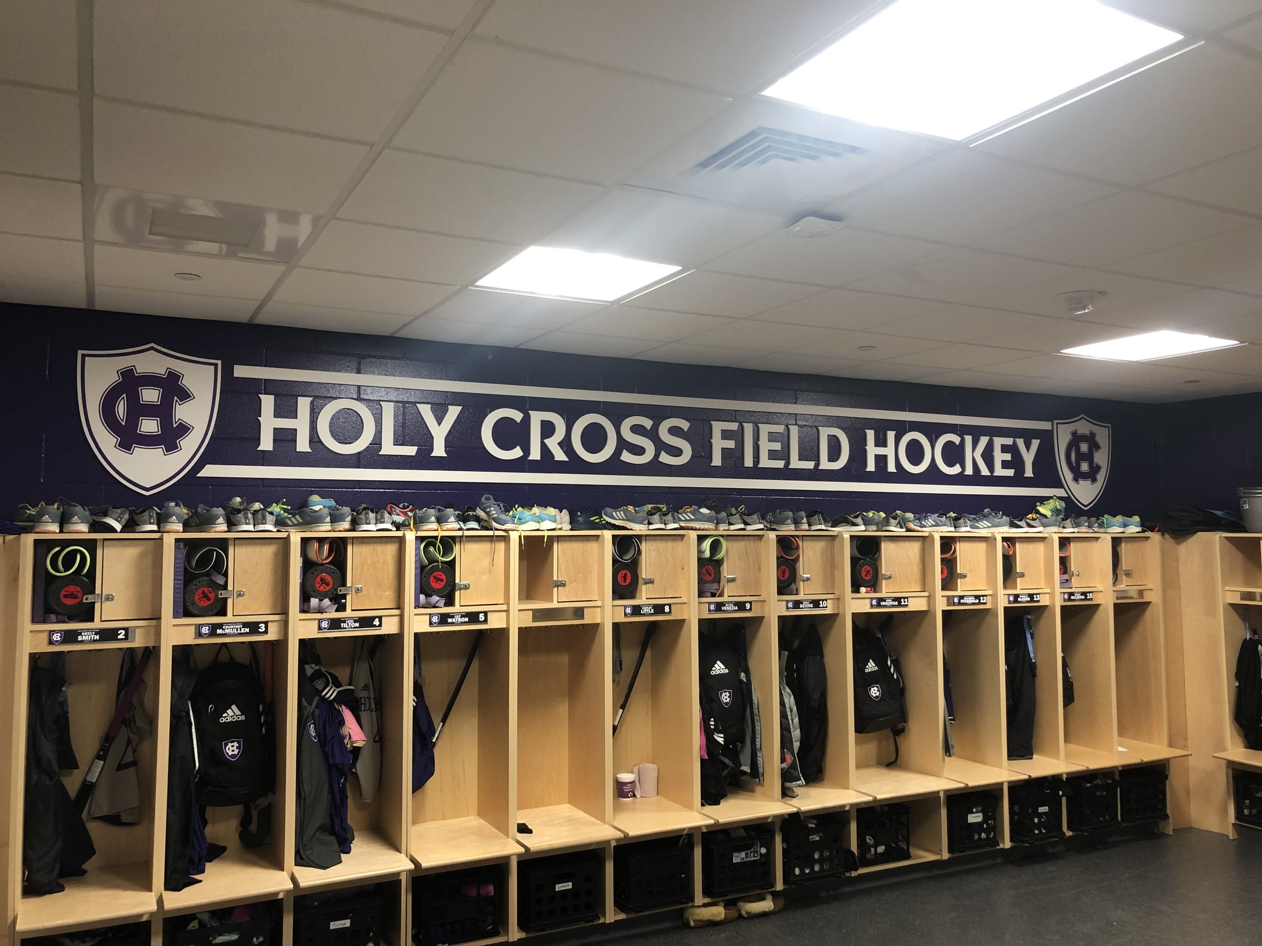 College-of-the-Holy-Cross_Womens-Field-Hockey-Locker-Room_LSIGraphics_Providence-RI-1 ..