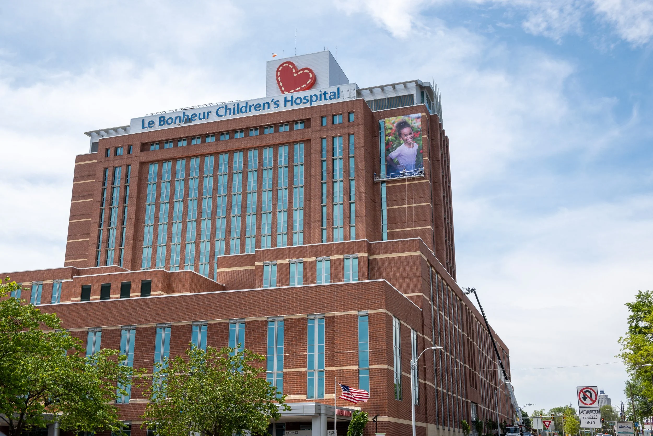 Le Bonheur Children's Hospital Building Banner