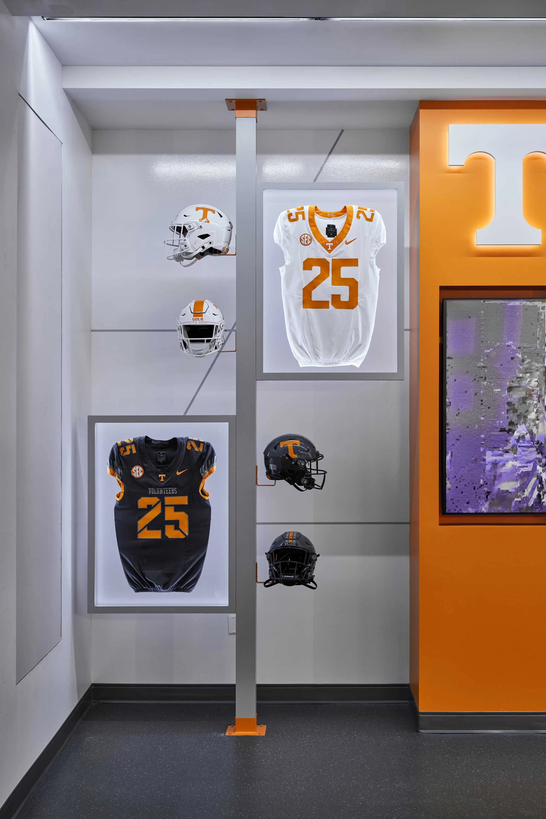 JohnsonArch_UTK_0052.jpg