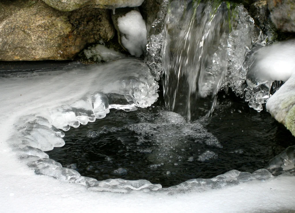 frozen-waterfall-by-liz-west.jpg