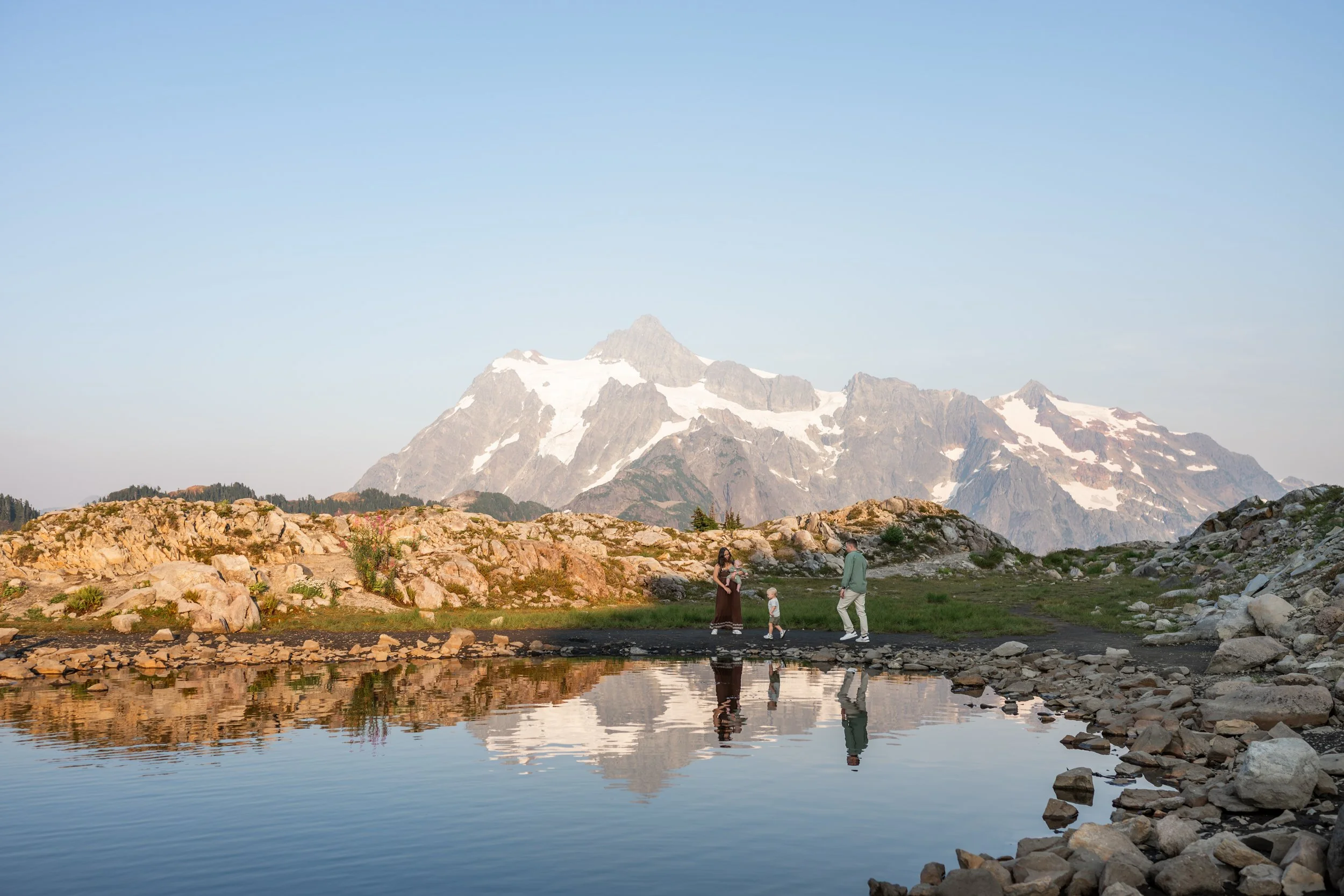 epic adventure session in the mountains of washington for a family with little kids