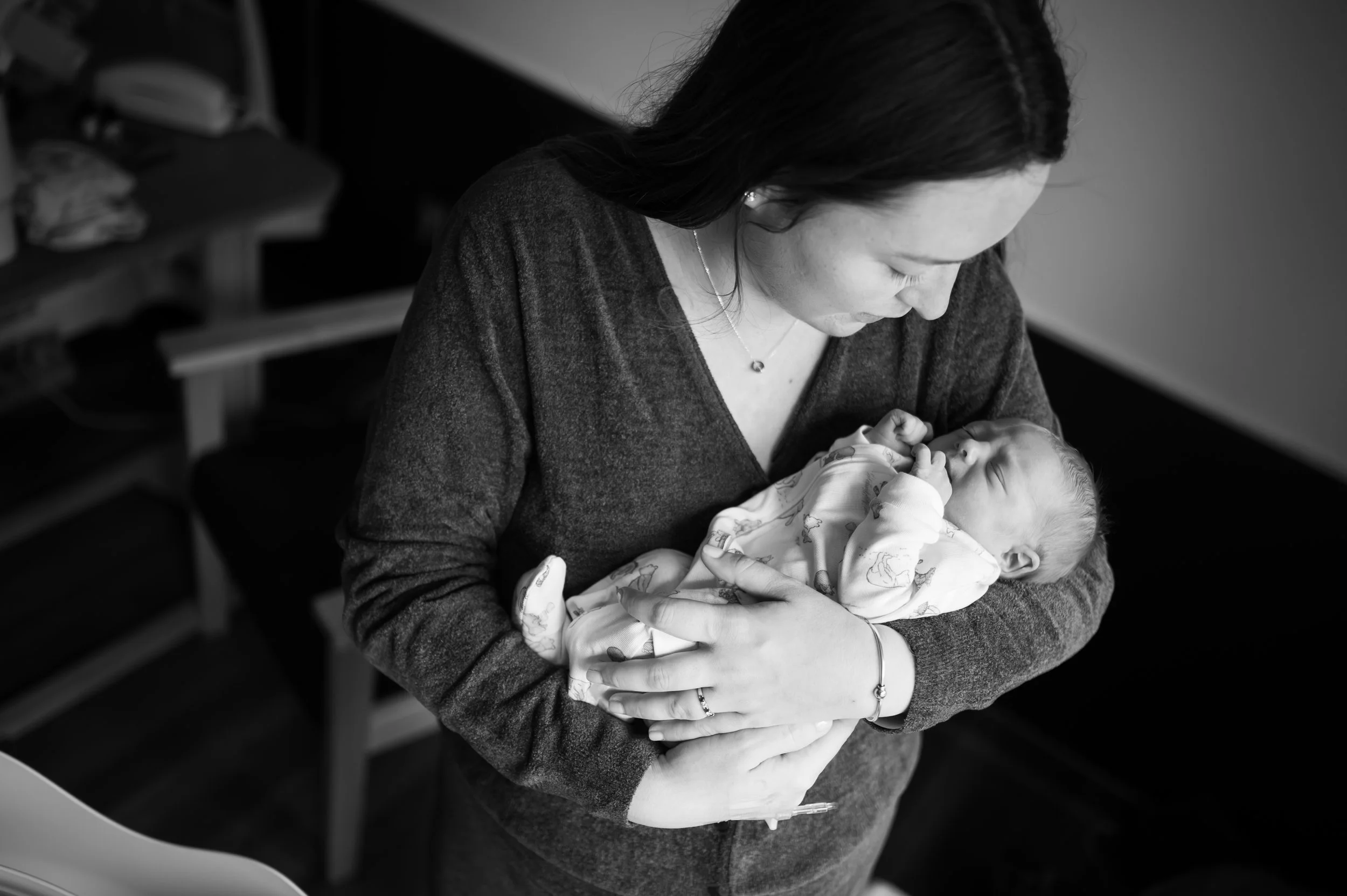 Fresh 48 newborn session at a hospital