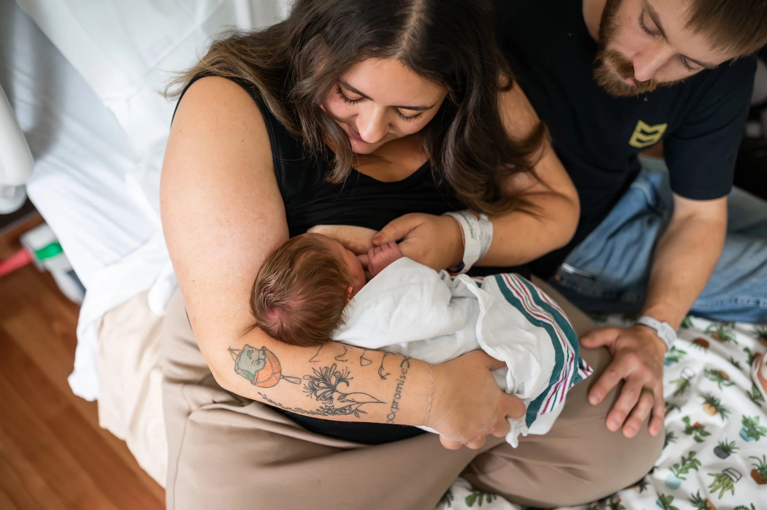Fresh 48 newborn session at a hospital