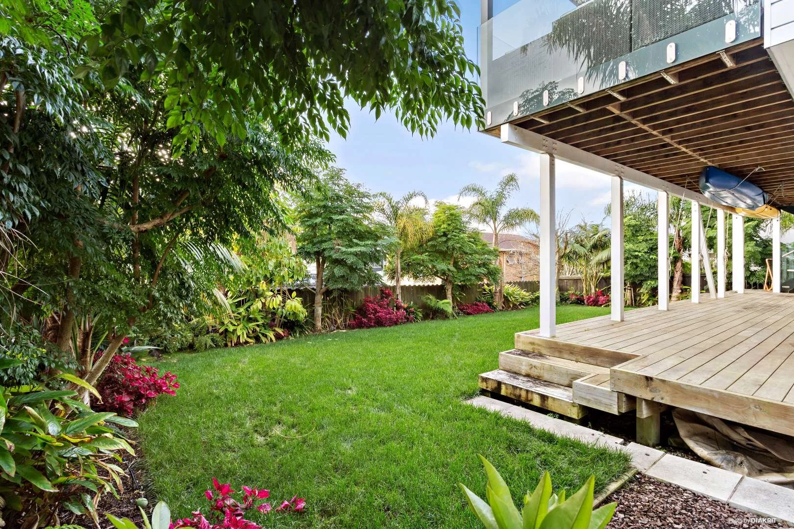 House-For-Sale-by-Bob-Voss-Real-Estate-Agent-in-Browns-Bay-Barfoot-&-Thompson-Auckland-garden.jpg