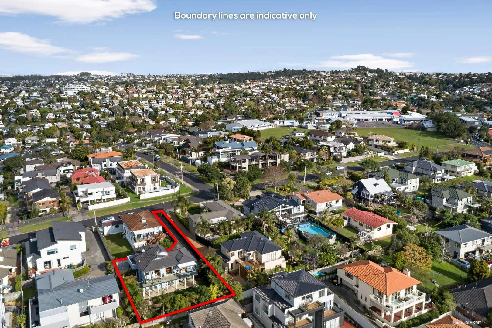 House-For-Sale-by-Bob-Voss-Real-Estate-Agent-in-Browns-Bay-Barfoot-&-Thompson-Auckland-school-zone.jpg