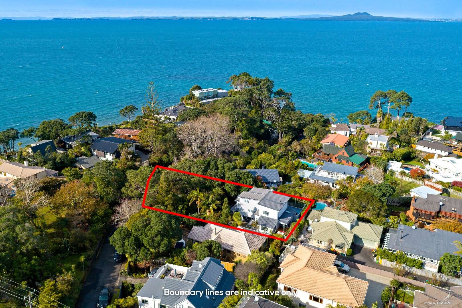 House-for-sale-by-Bob-Voss-Real-Estate-agent-Browns-Bay-Barfoot-&-Thompson-Bedroom-Drone-view.jpg