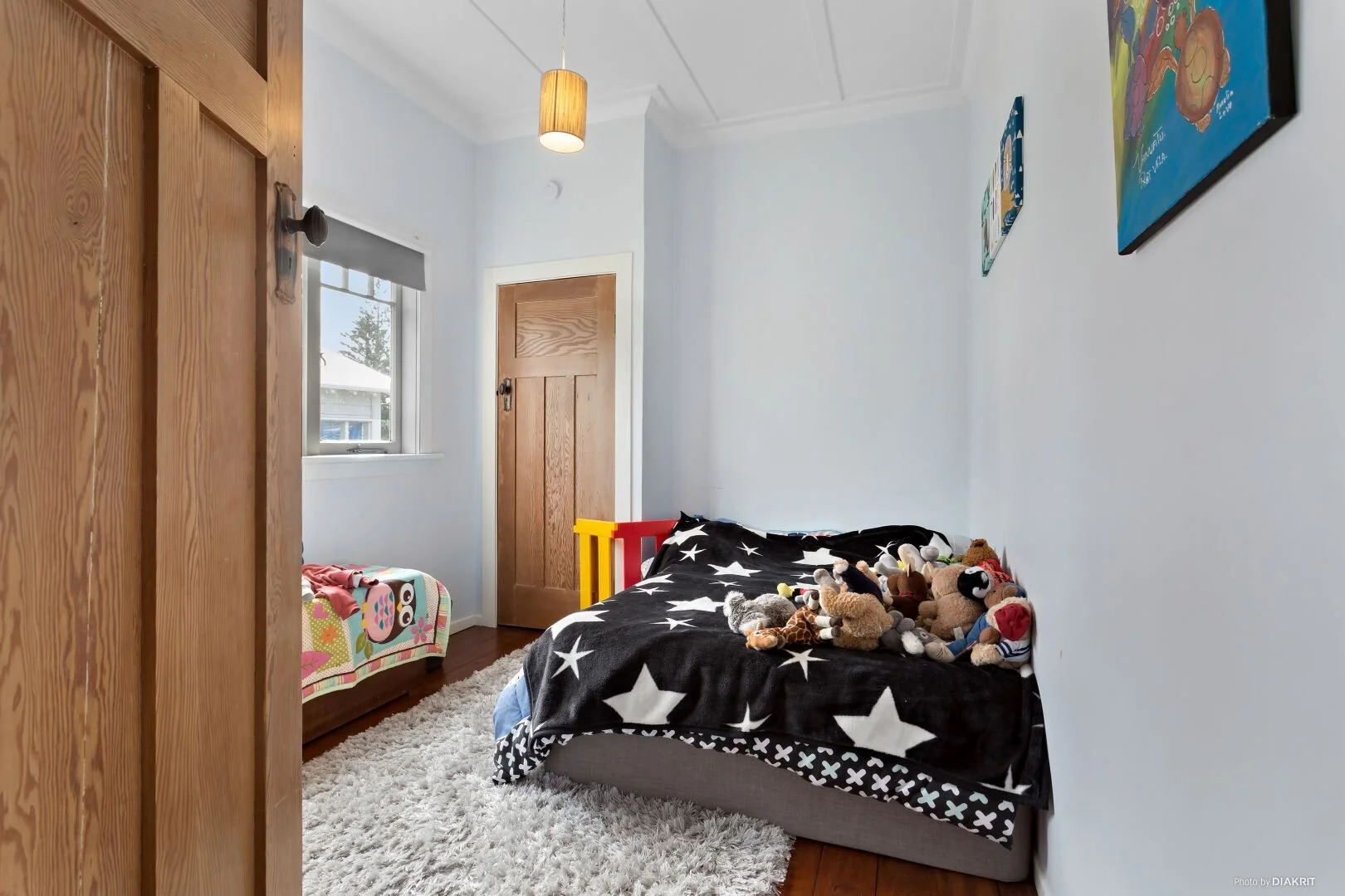 67-Aramoana-House-for-sale-by-Bob-Voss-bedroom-3.jpg