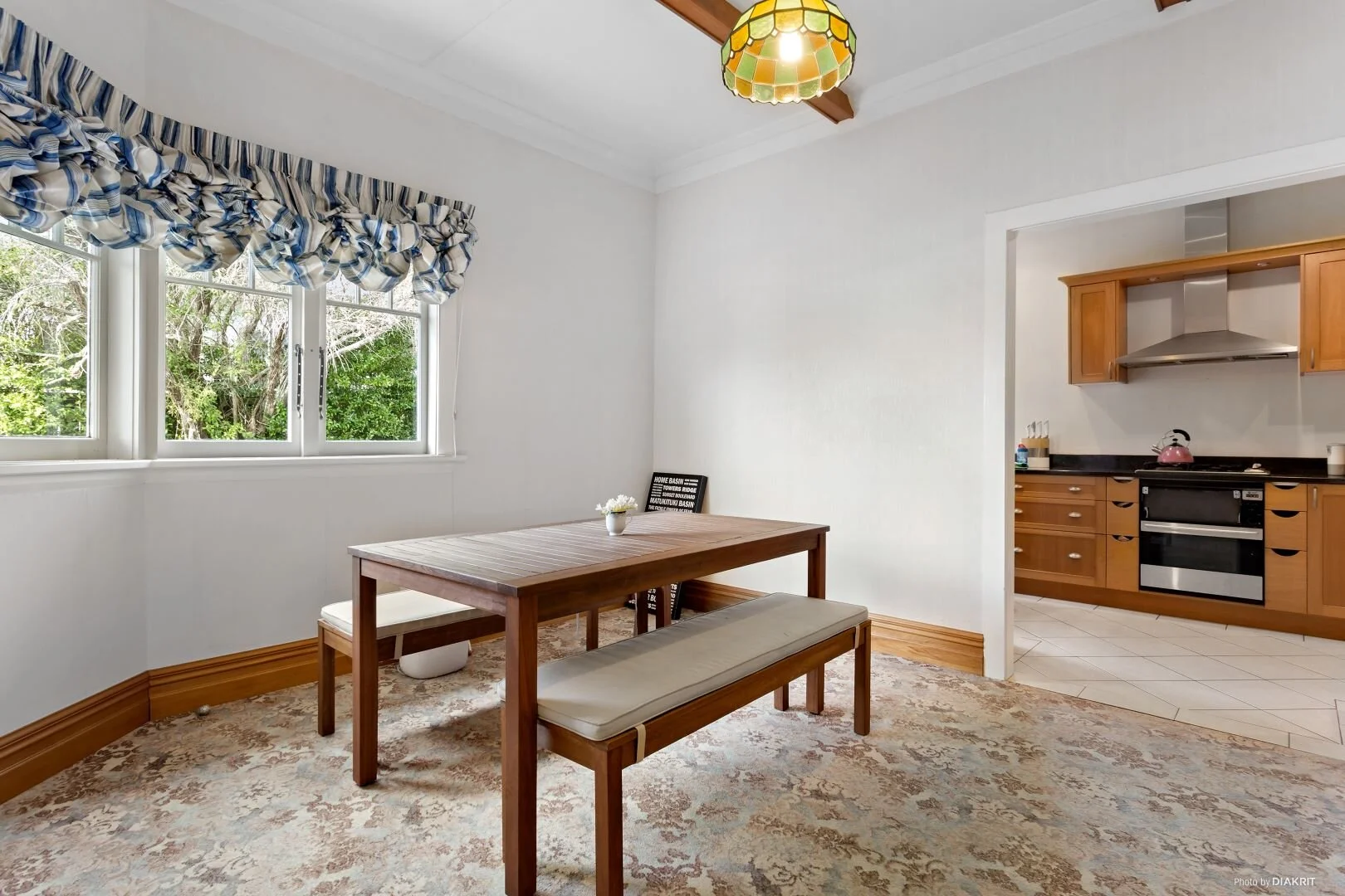 67-Aramoana-House-for-sale-by-Bob-Voss-dining.jpg